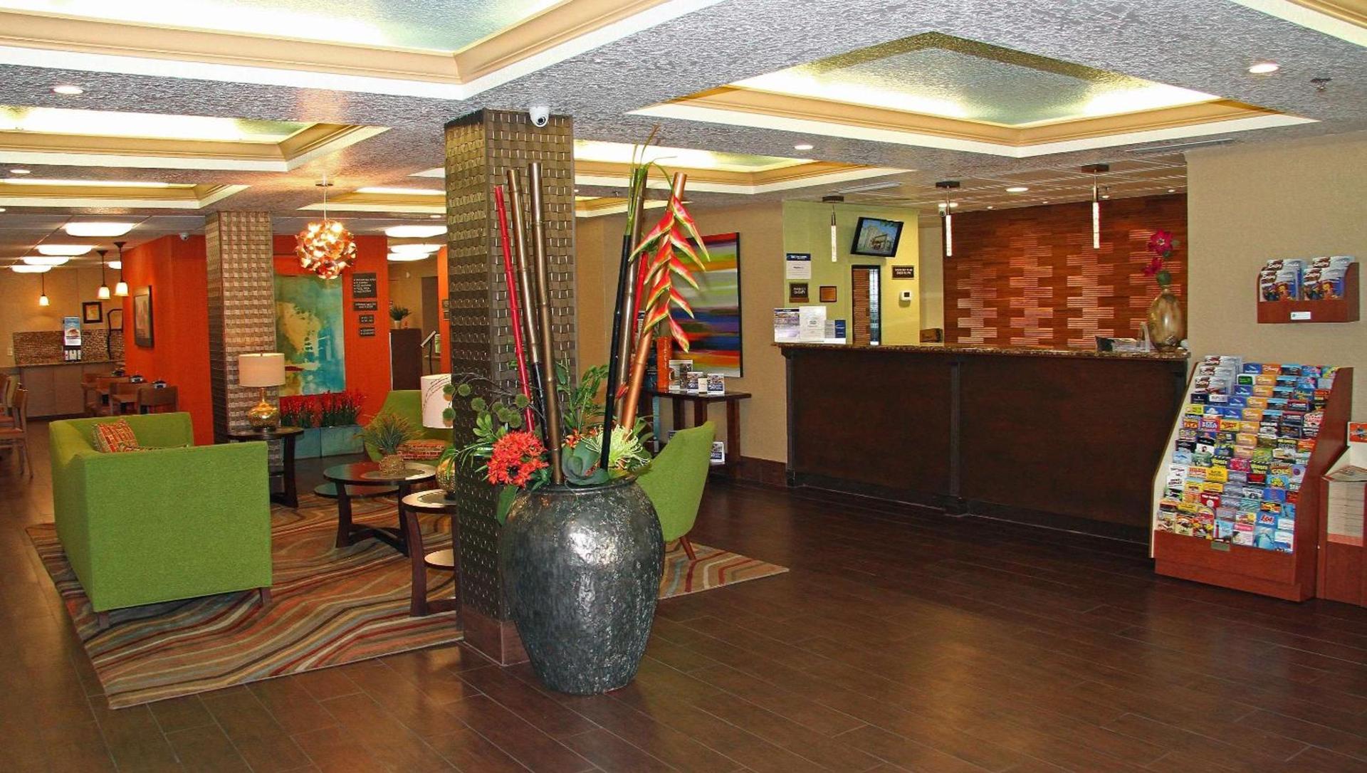 Best Western Plus Universal Inn - Free Shuttle to Universal Studios! photo 17