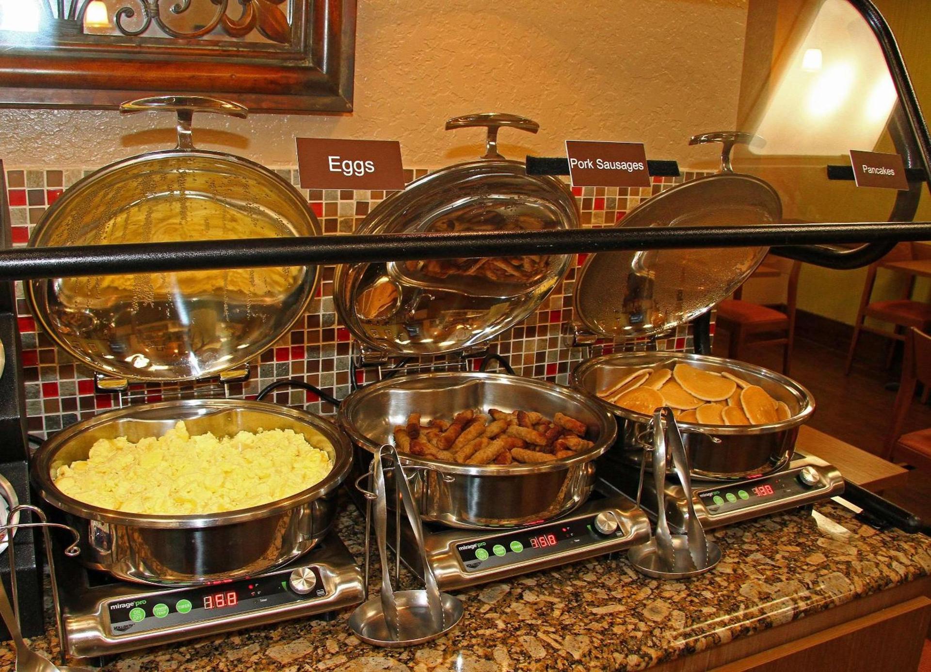 Best Western Plus Universal Inn - Free Shuttle to Universal Studios! photo 20