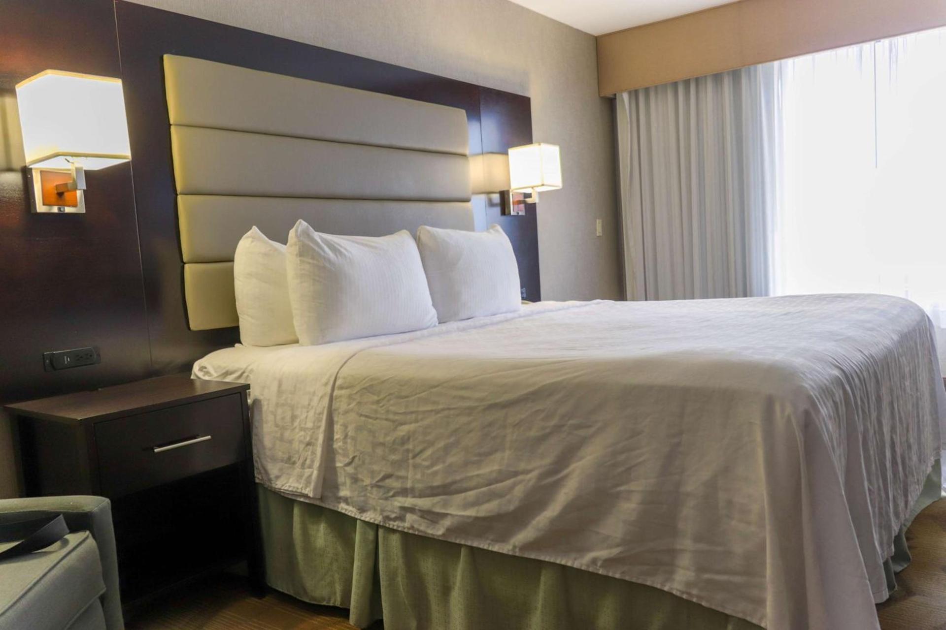 Best Western Plus Silverdale Beach Hotel photo 21