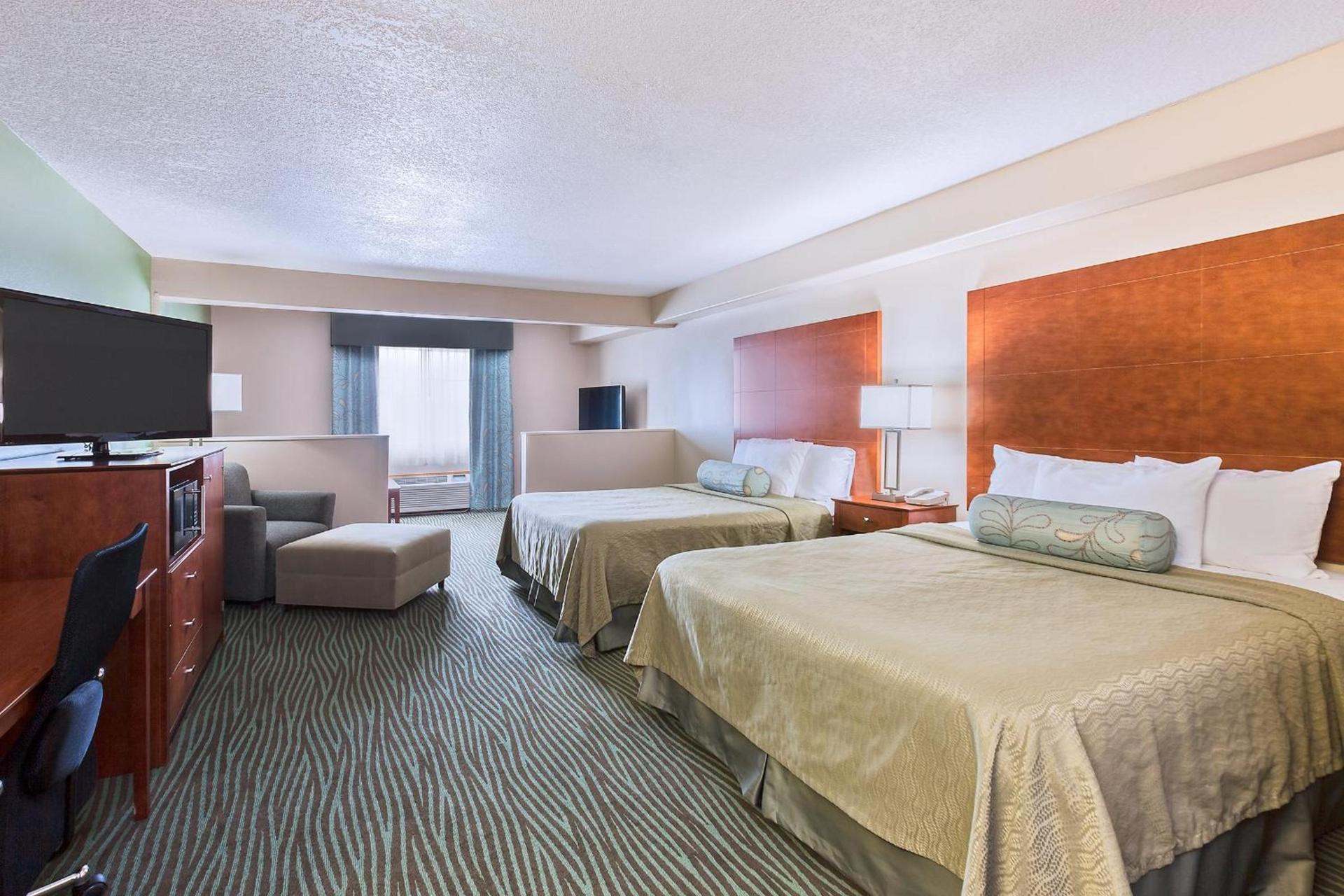 AmericInn by Wyndham Des Moines Airport photo 35