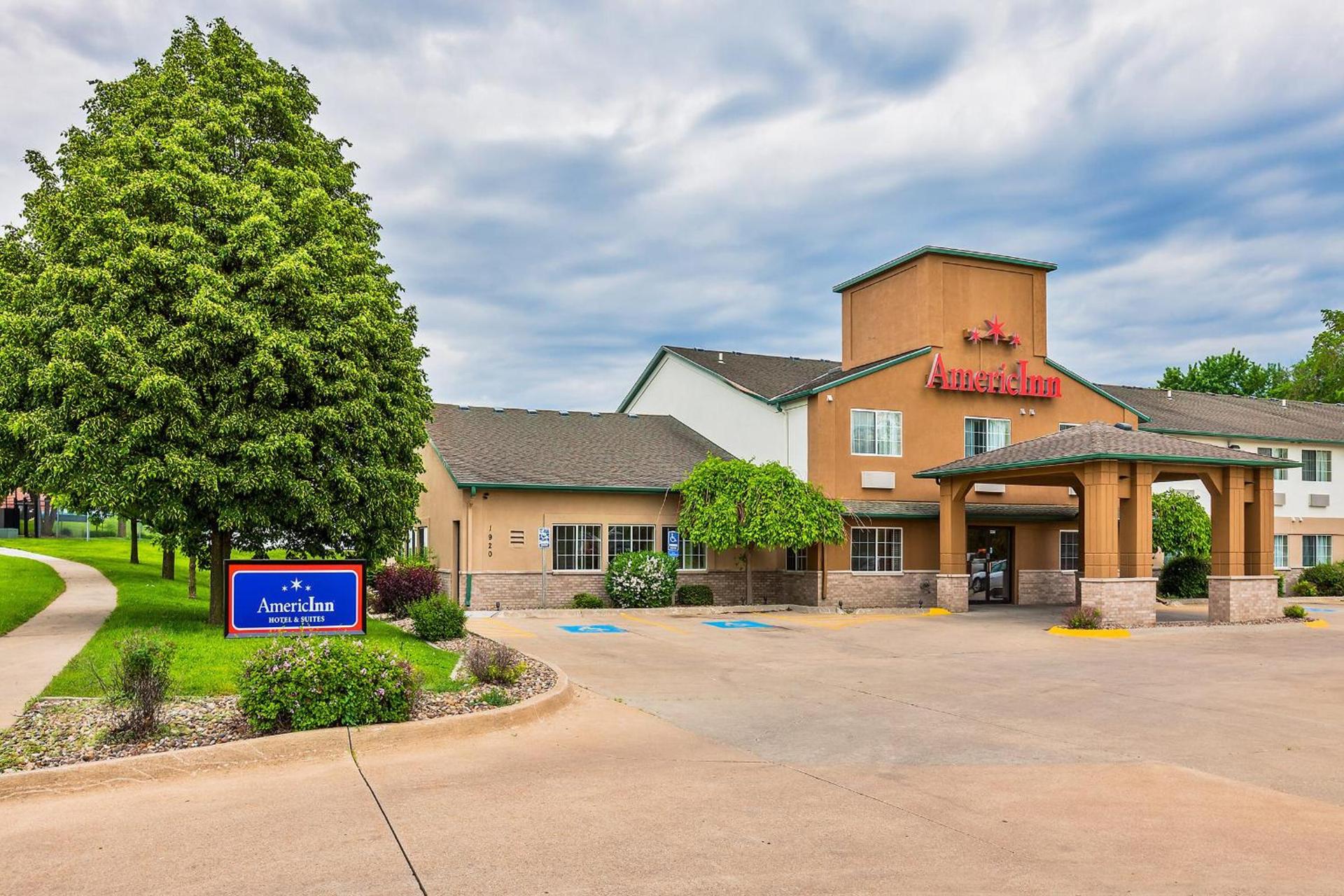 AmericInn by Wyndham Des Moines Airport photo 27