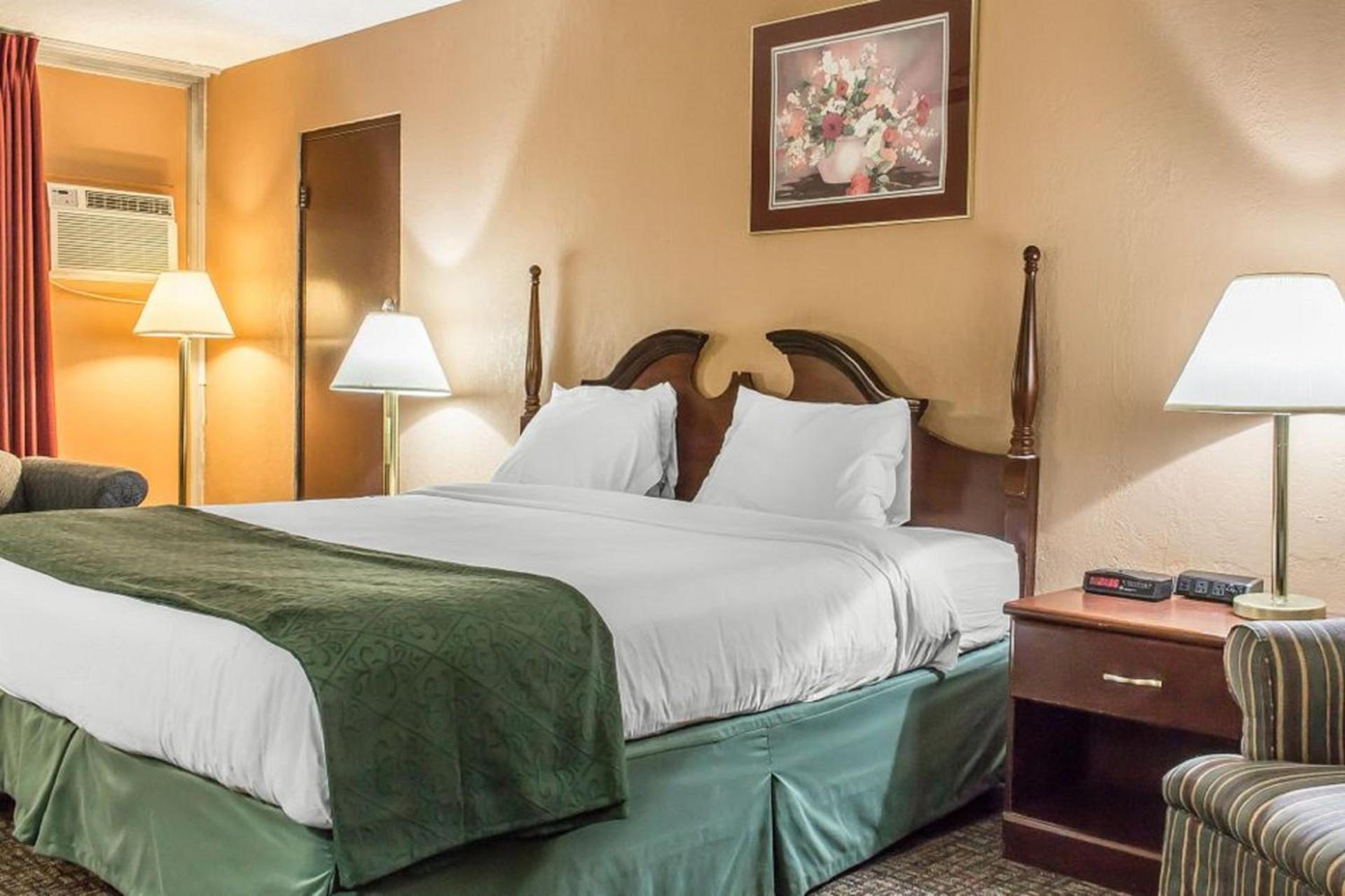 FairBridge Inn & Suites Poconos photo 18