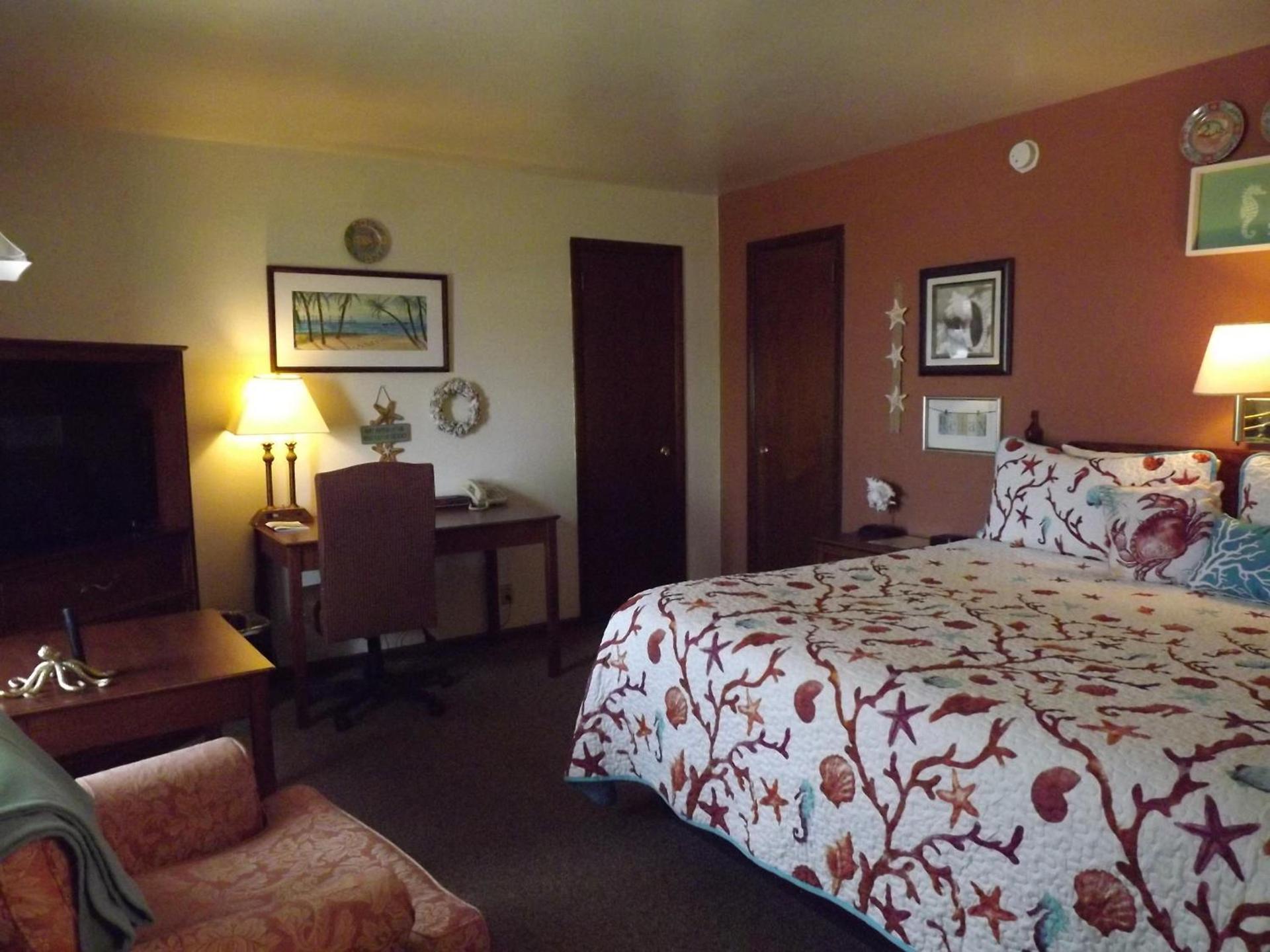 Crest Country Inn photo 88