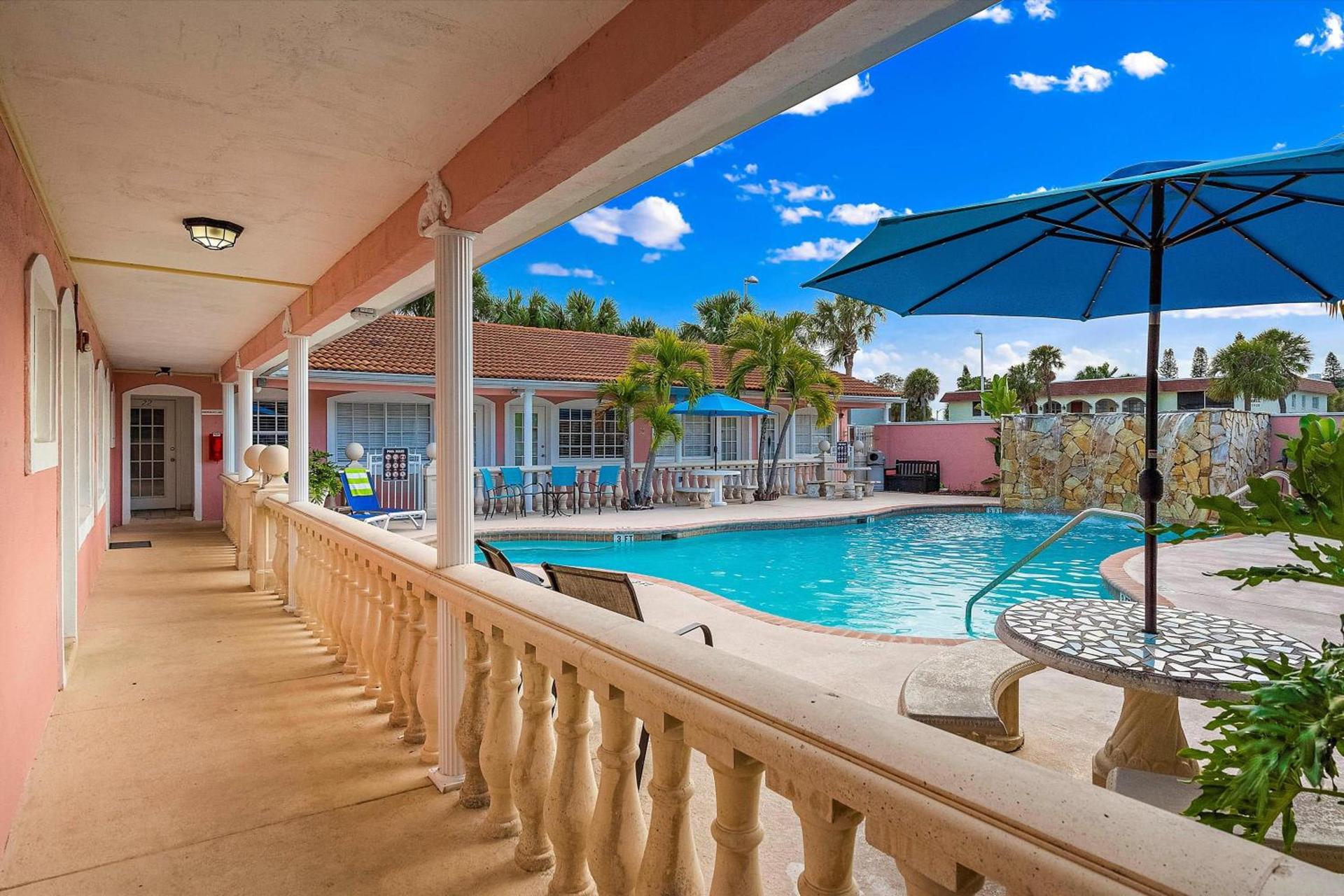 Blind Pass Resort Motel photo 6