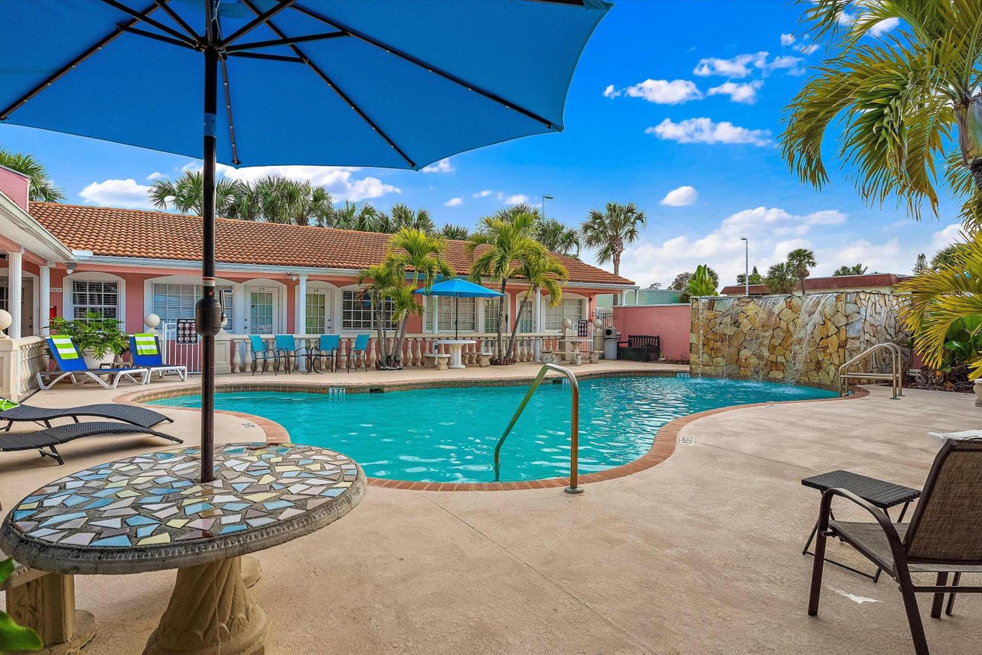 Blind Pass Resort Motel photo 11