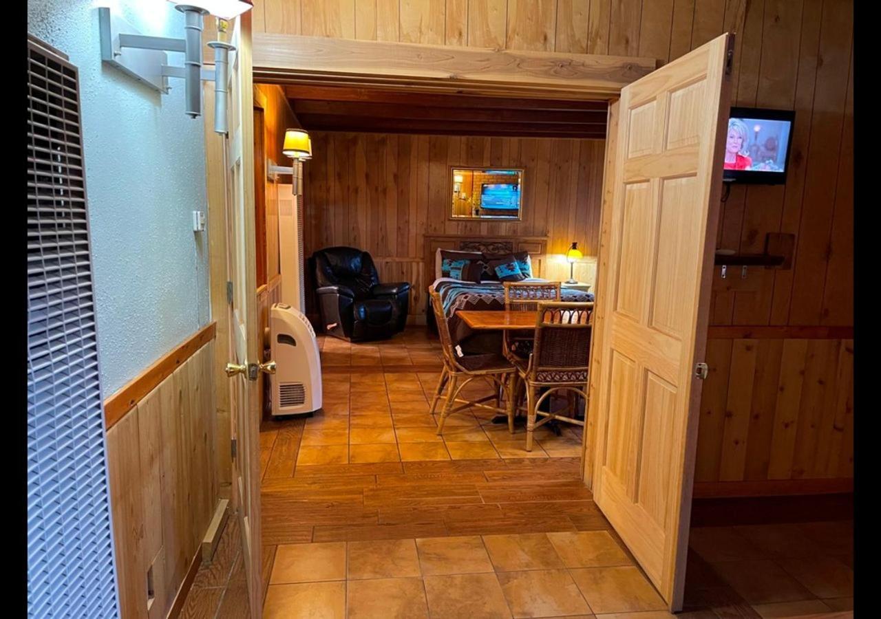 West Winds Lodge photo 9