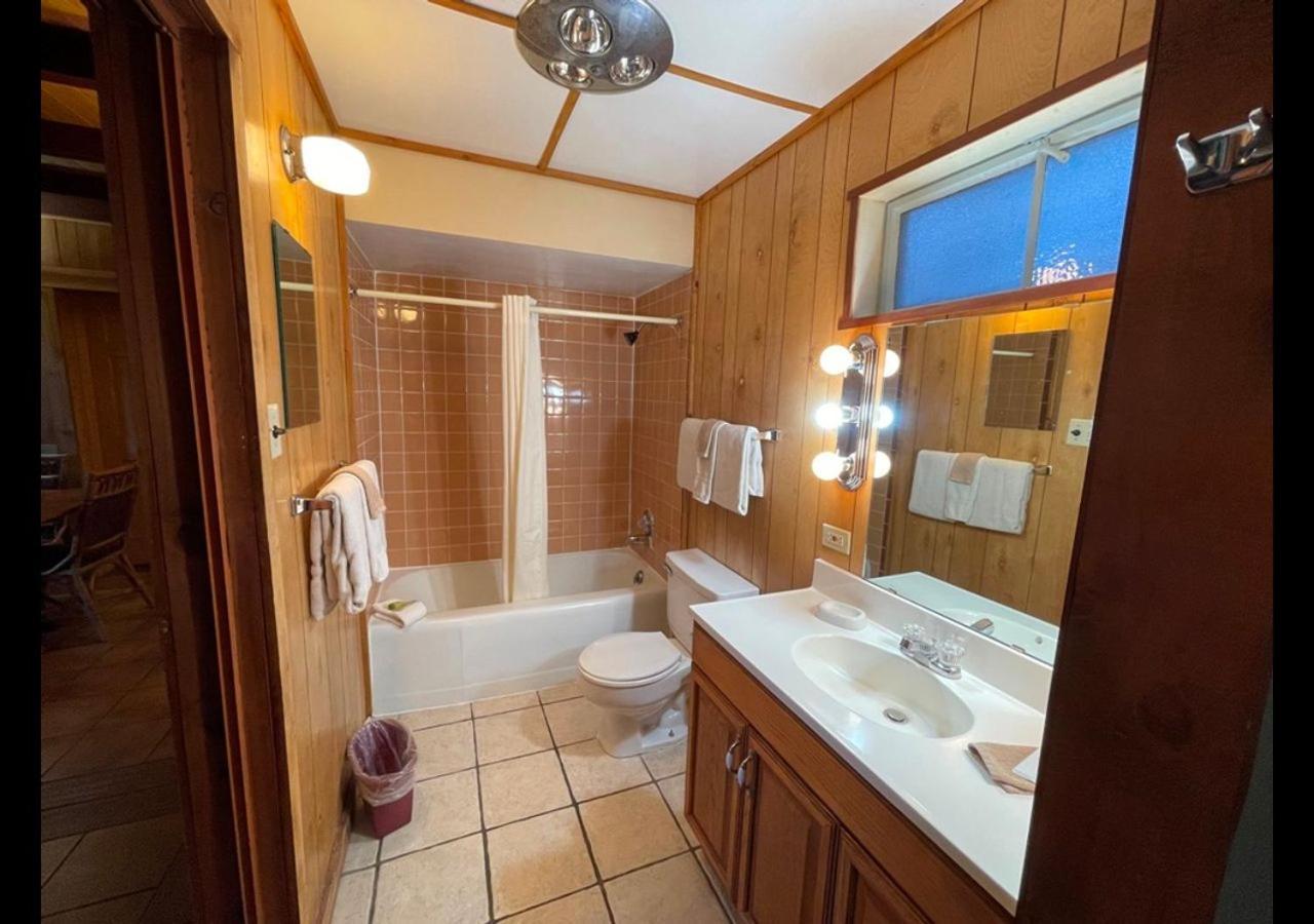 West Winds Lodge photo 23