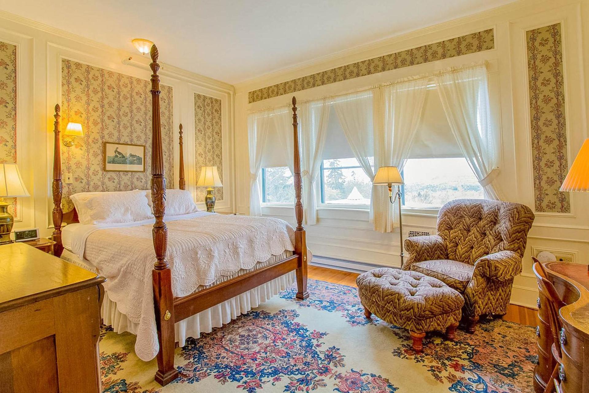 Apple Tree Inn photo 45