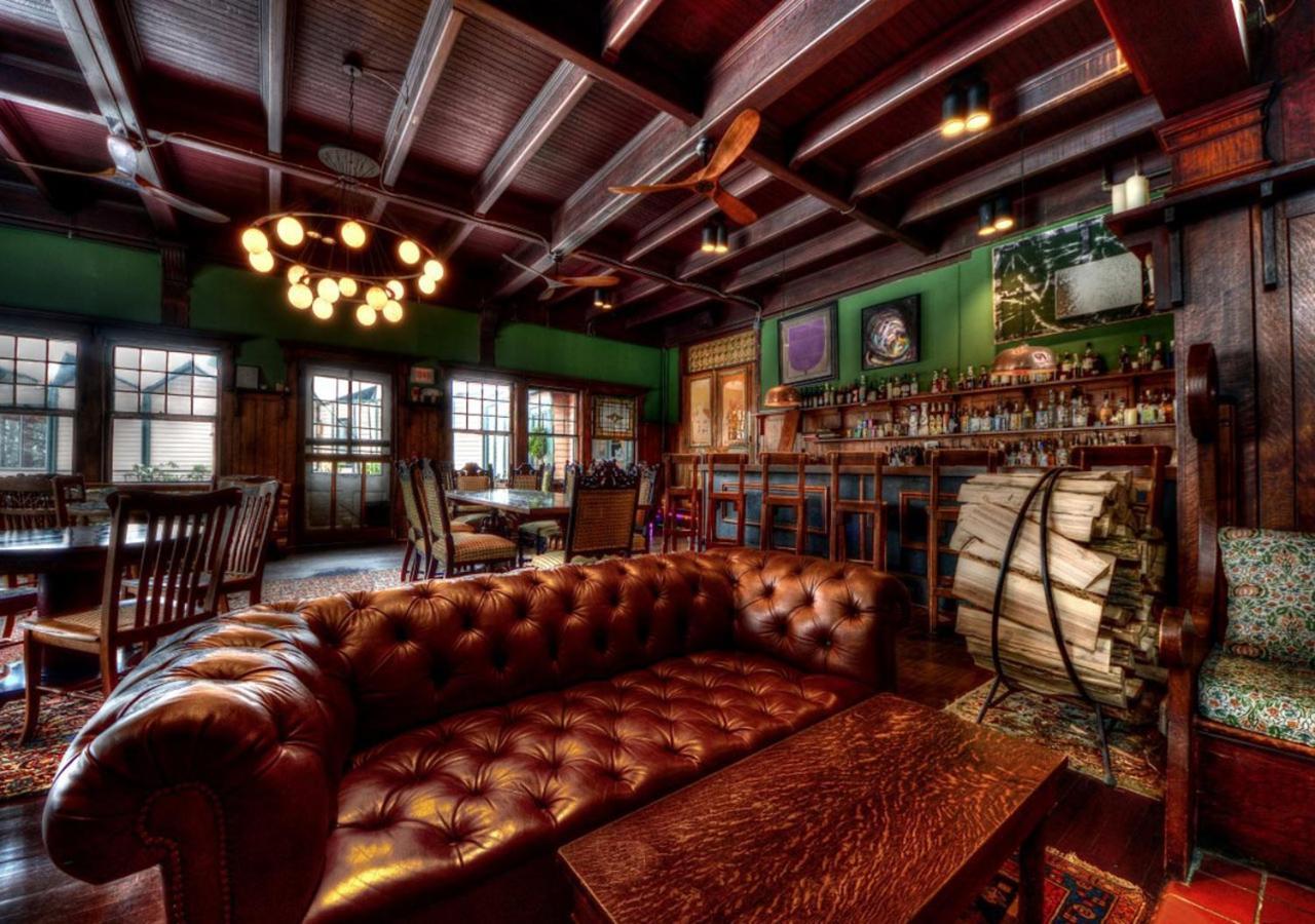 Apple Tree Inn photo 44