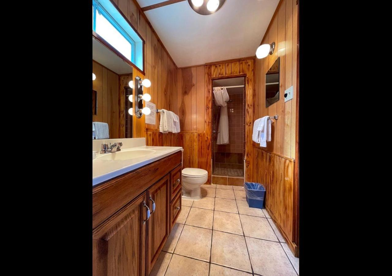 West Winds Lodge photo 25