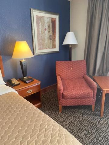 Andy Griffith Parkway Inn photo 27