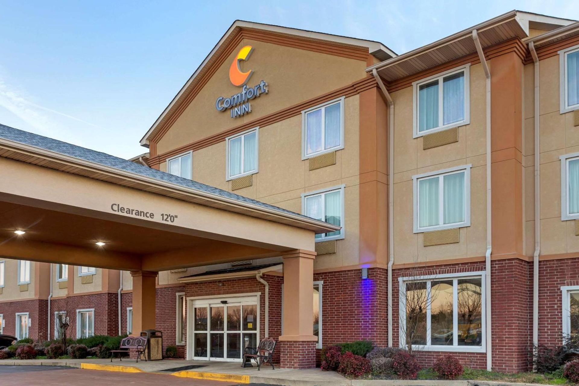 Comfort Inn — hotel in Marion