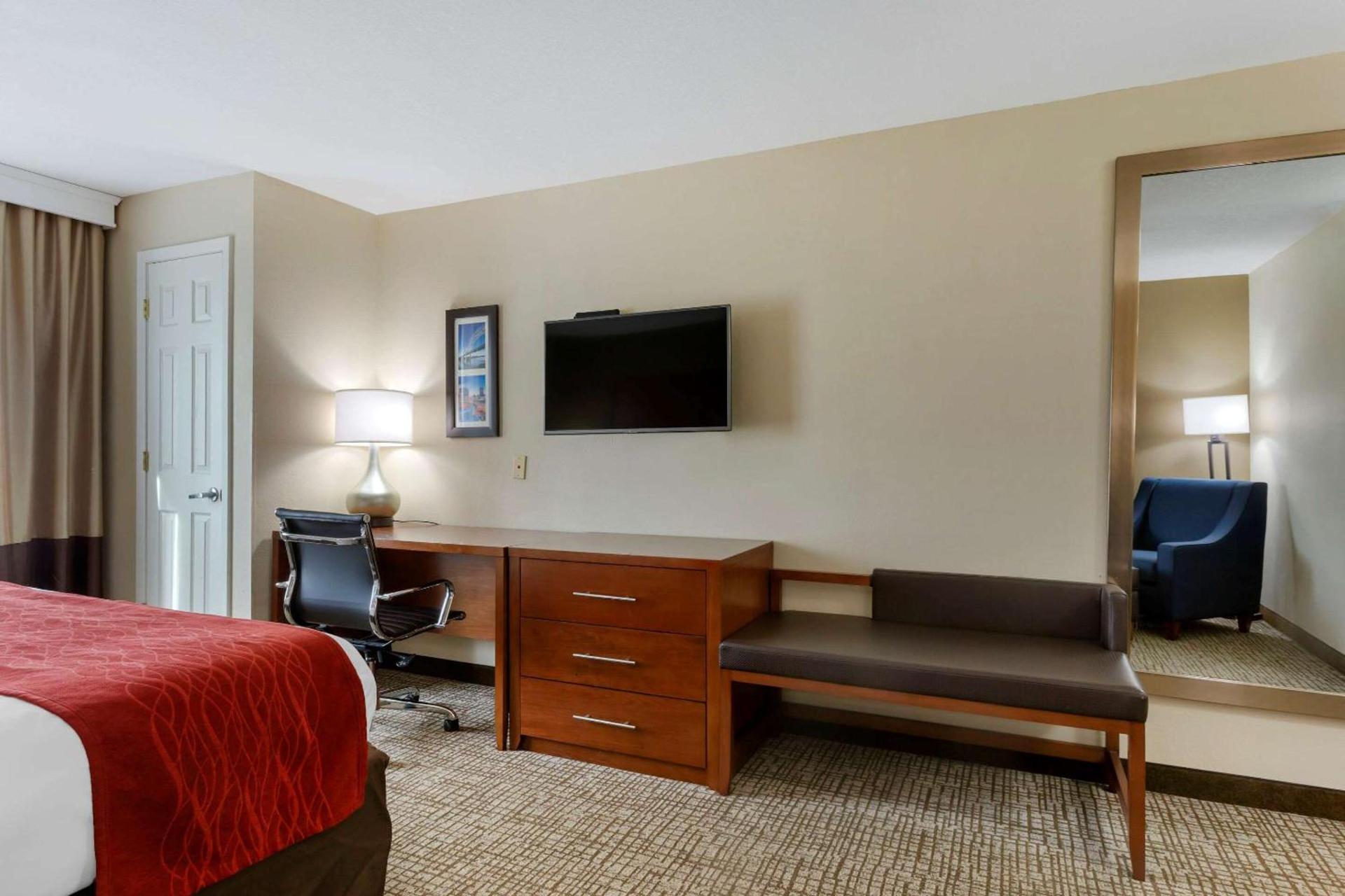 Comfort Inn photo 2