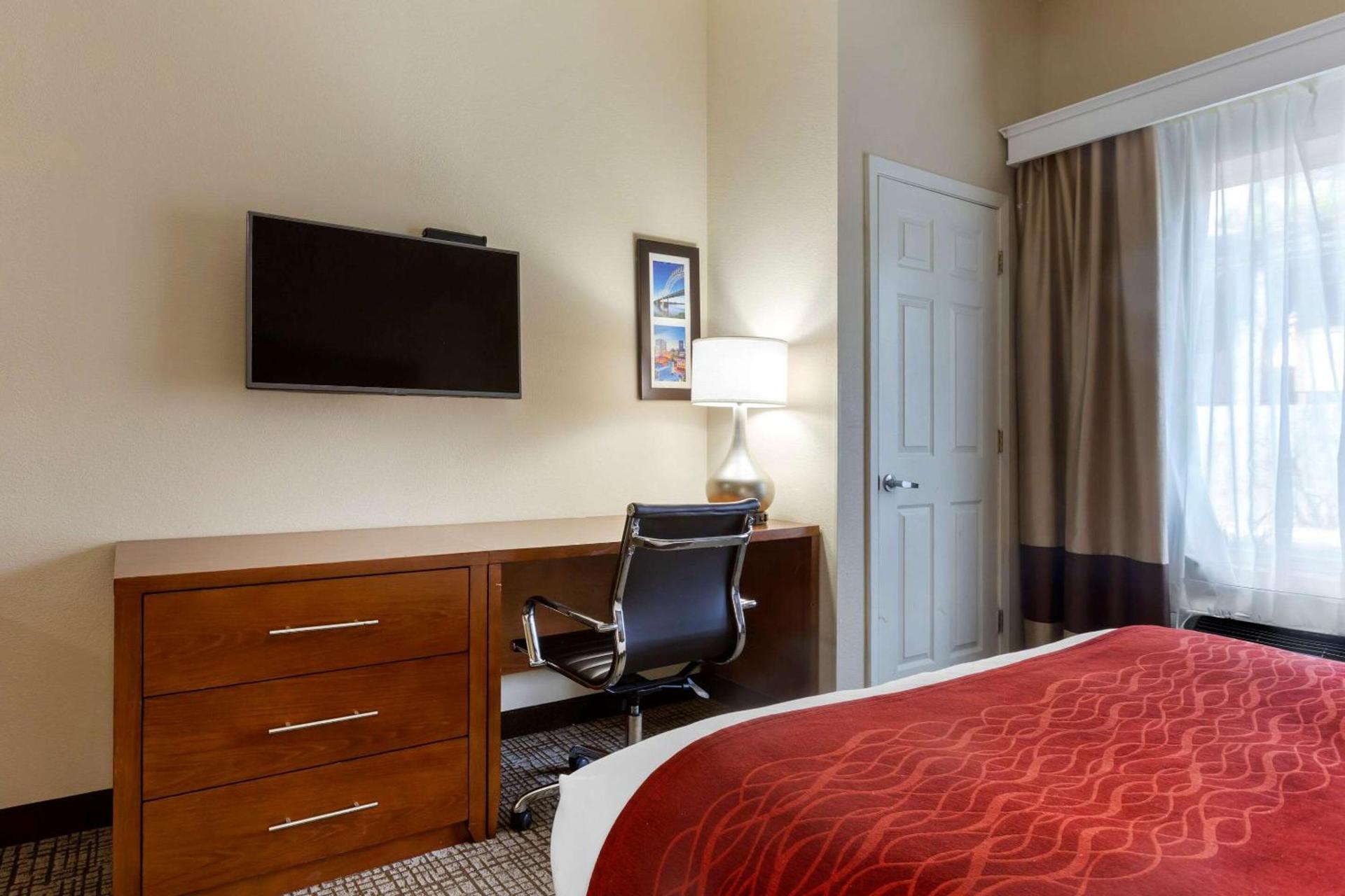 Comfort Inn photo 8