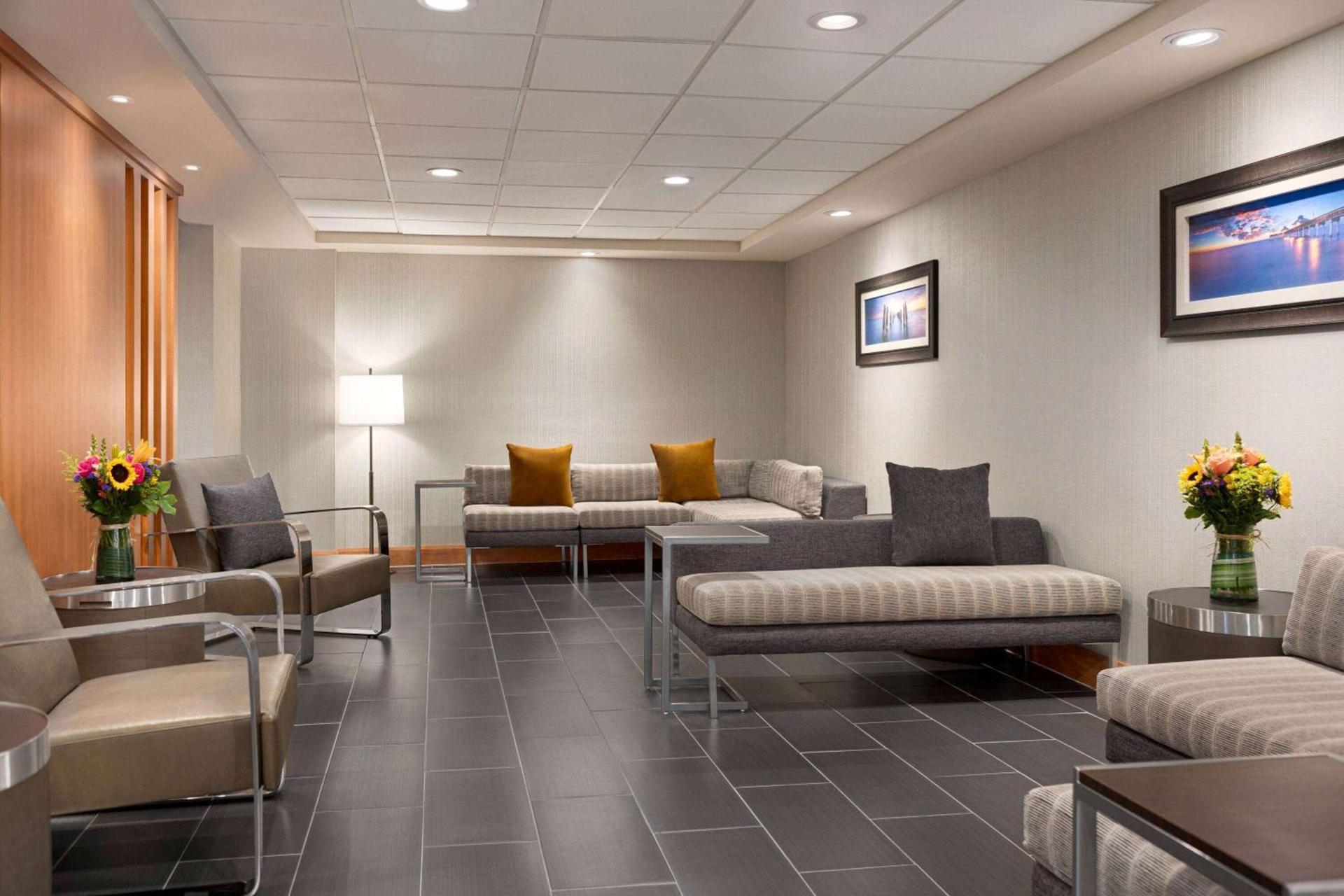 Wingate by Wyndham Wilmington photo 8