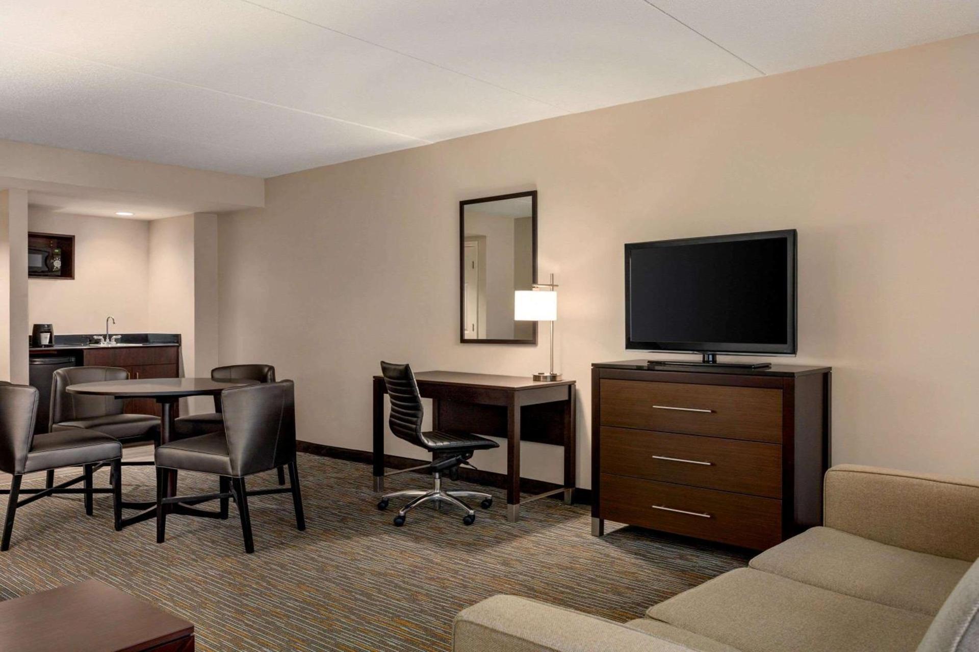 Wingate by Wyndham Wilmington photo 26