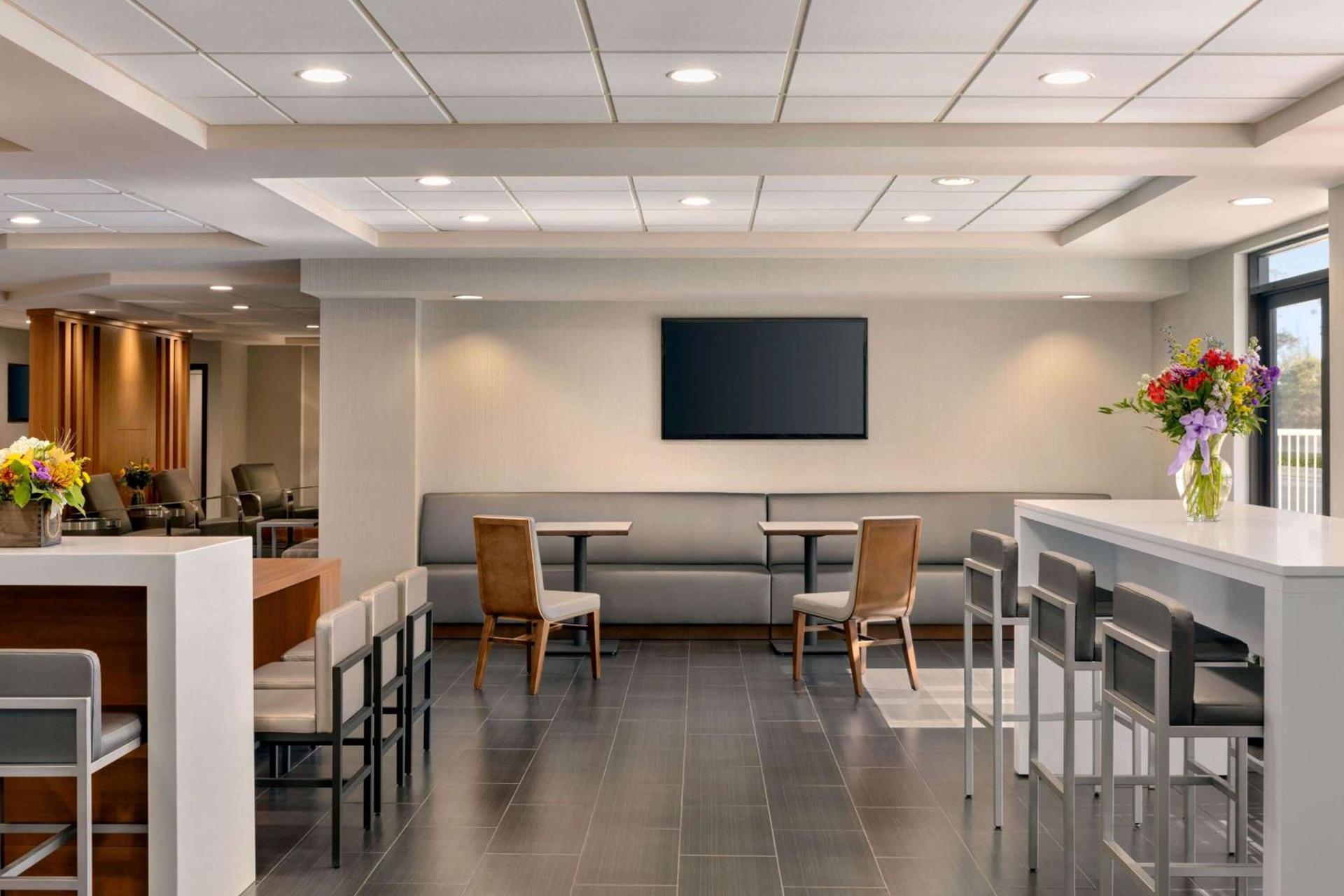 Wingate by Wyndham Wilmington photo 31