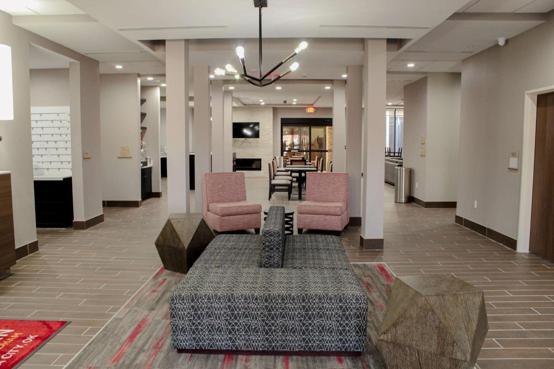 Hawthorn Extended Stay by Wyndham Oklahoma City Airport photo 5