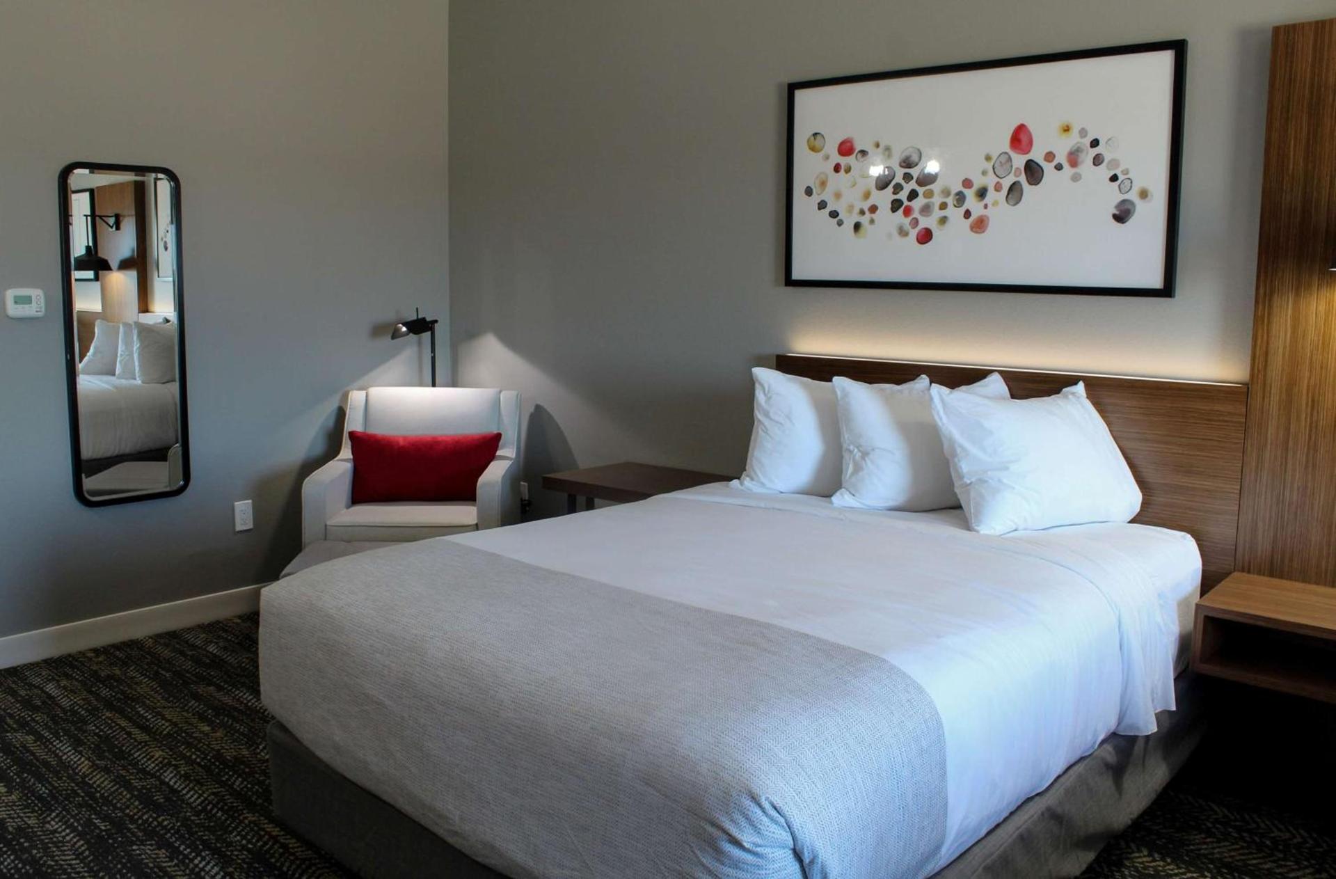 Hawthorn Extended Stay by Wyndham Oklahoma City Airport photo 13