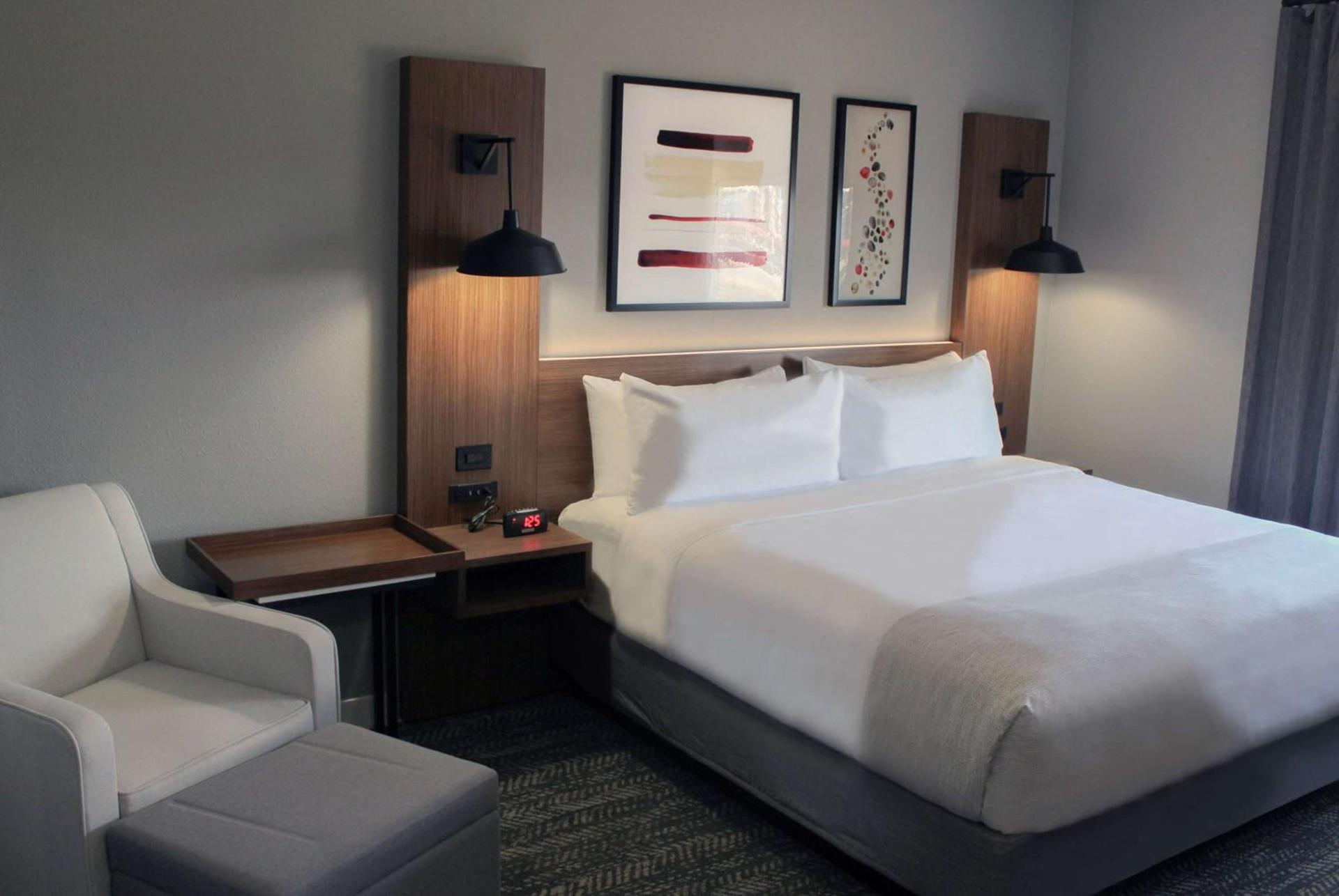 Hawthorn Extended Stay by Wyndham Oklahoma City Airport photo 17