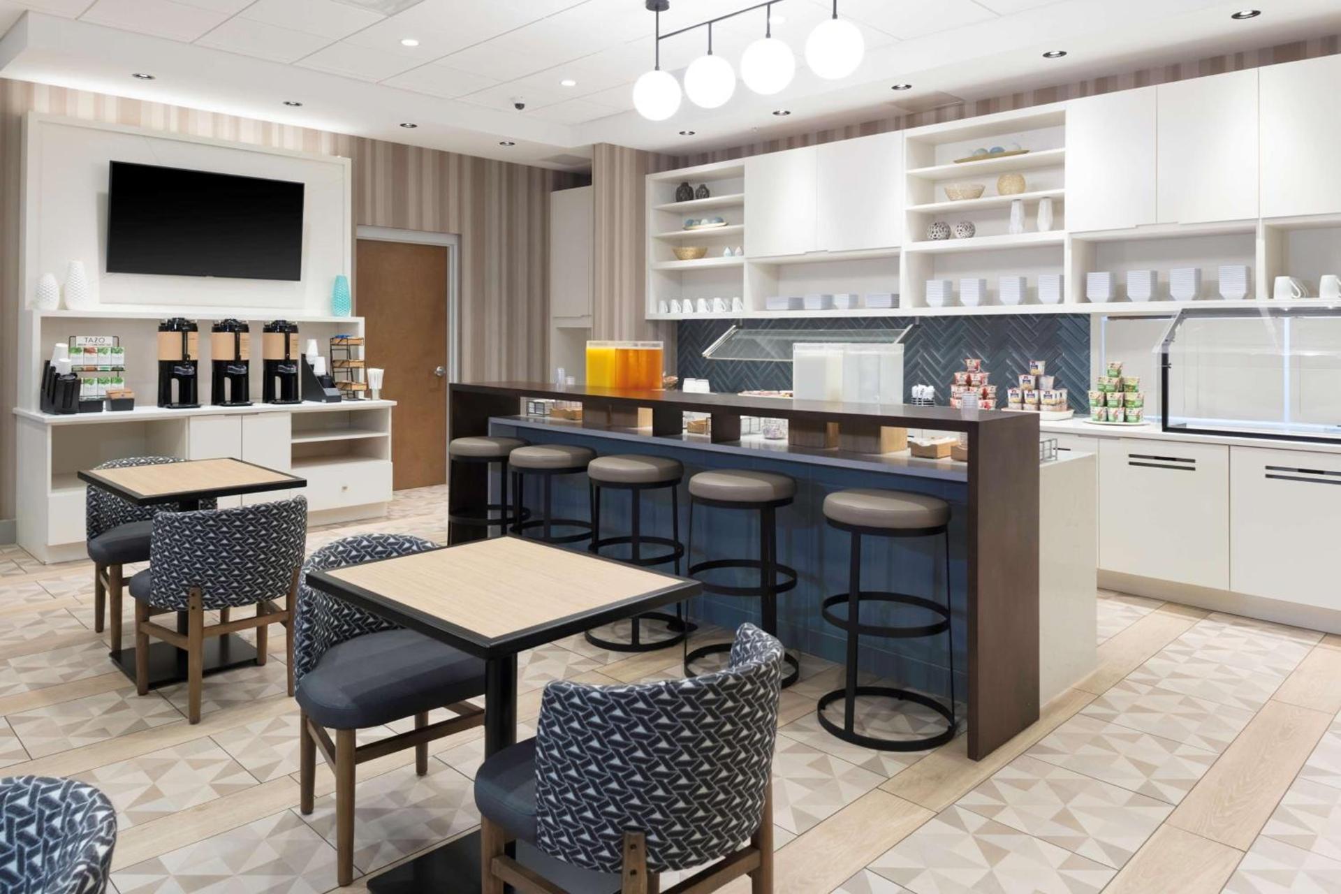 Hyatt Place Charlotte University Research Park photo 6