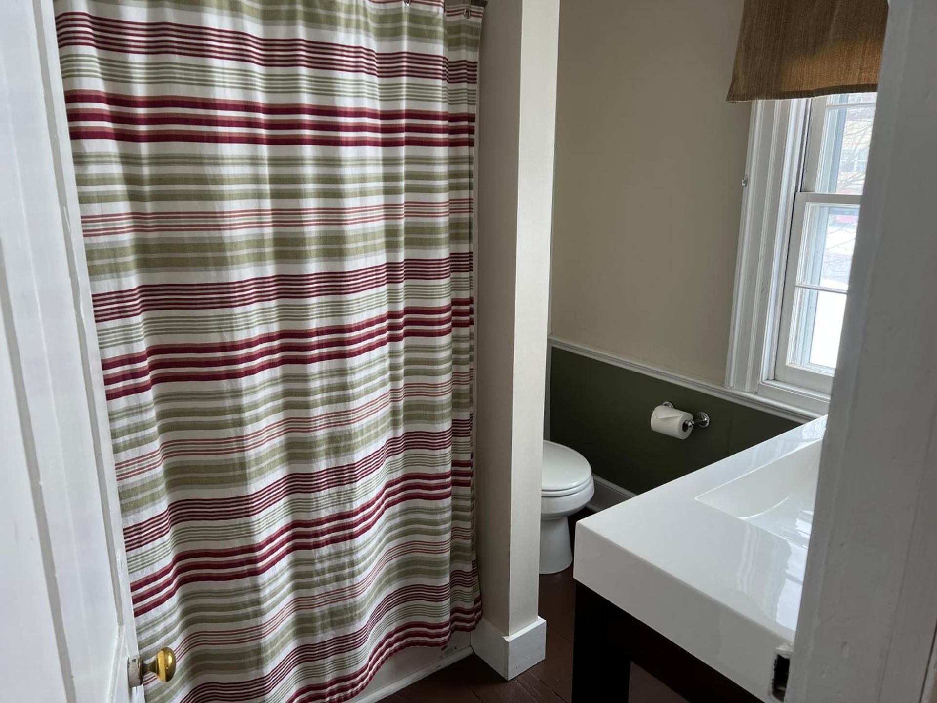 Shoreham Inn Bed & Breakfast photo 40