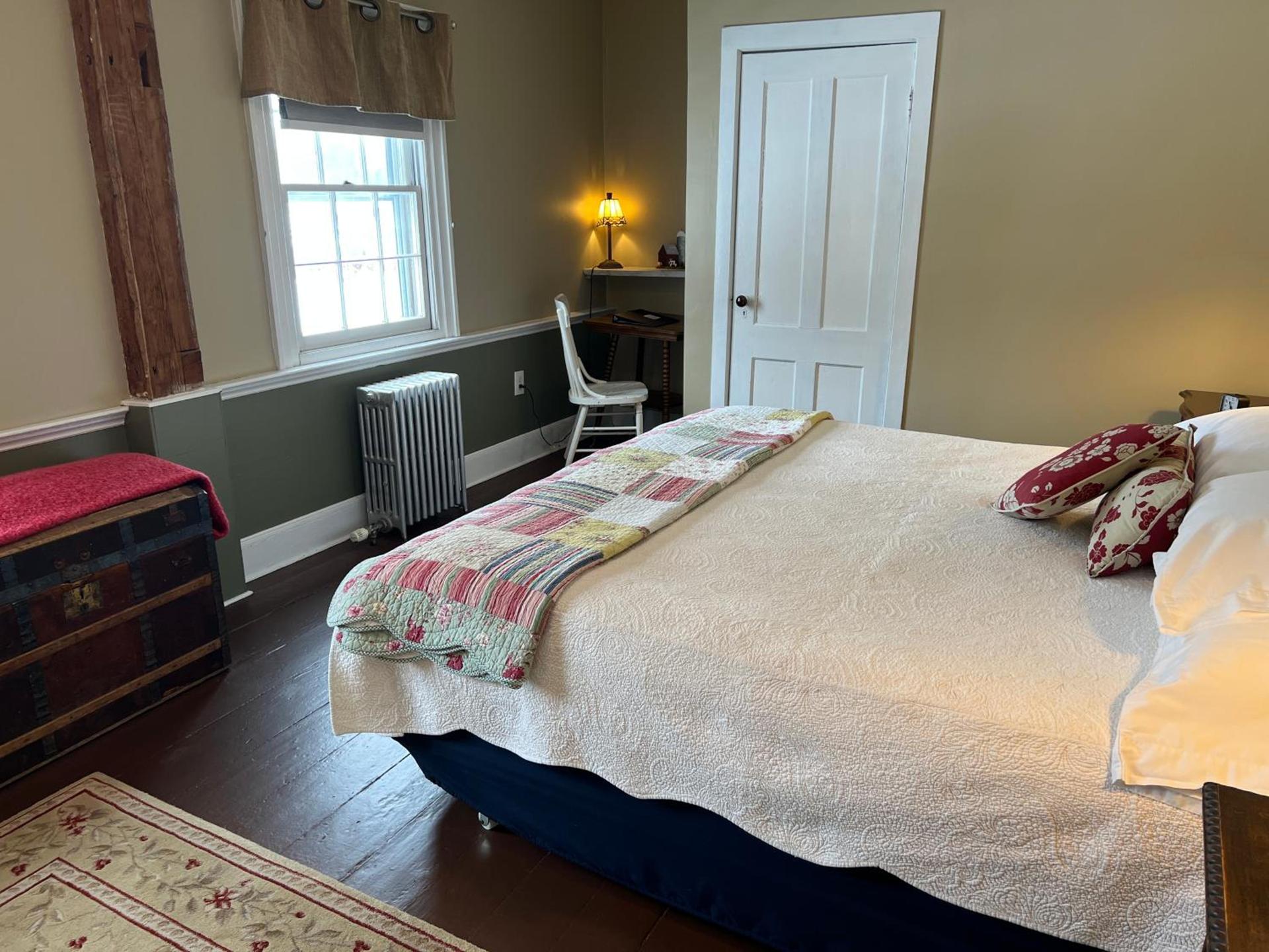 Shoreham Inn Bed & Breakfast photo 35