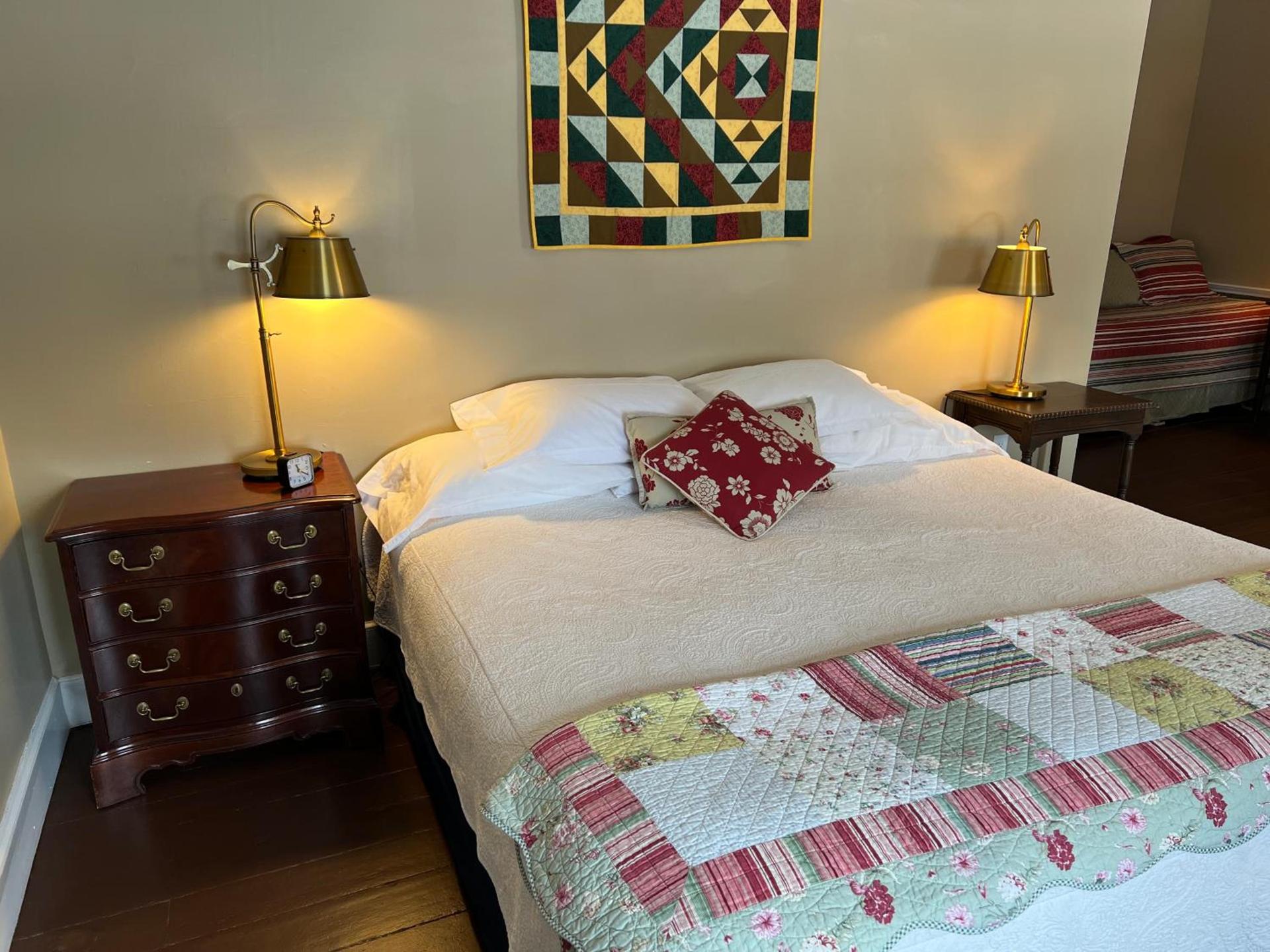 Shoreham Inn Bed & Breakfast photo 36
