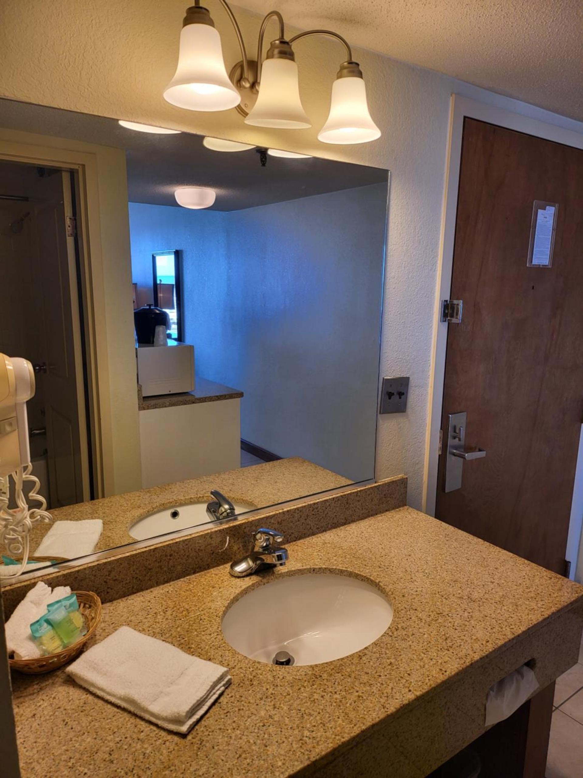 Capes Hotel photo 50