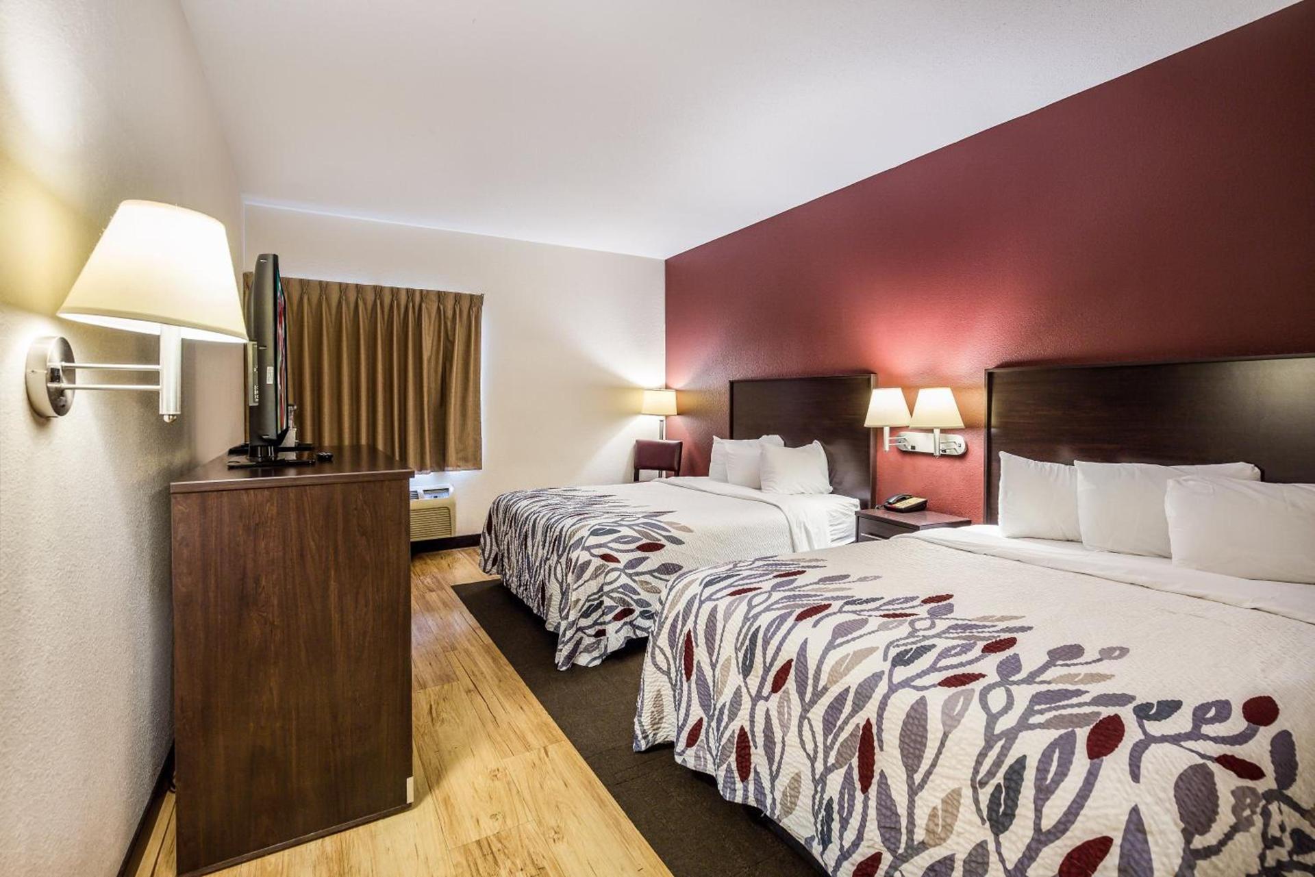 Red Roof Inn St Louis - Troy, IL photo 22