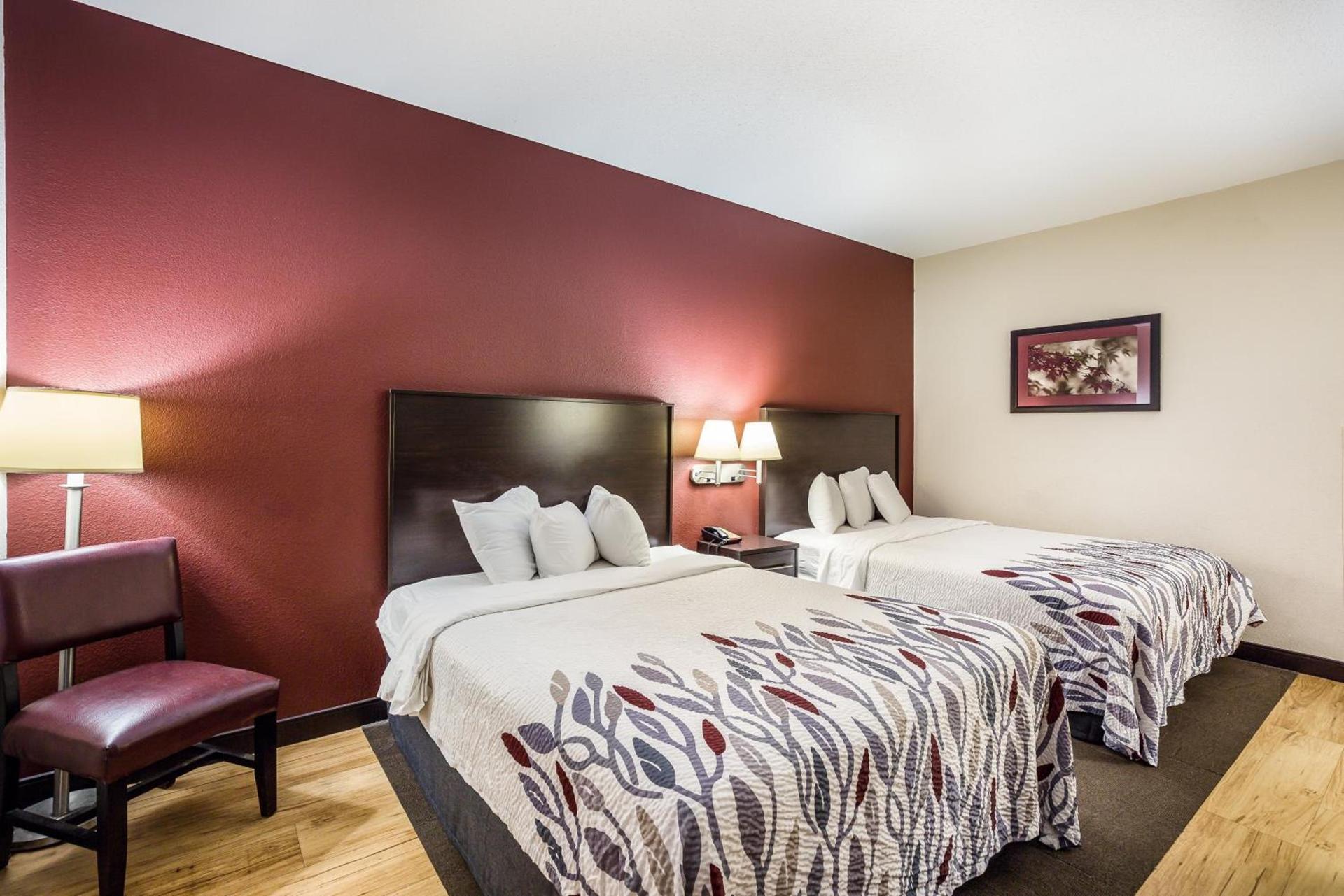 Red Roof Inn St Louis - Troy, IL photo 23
