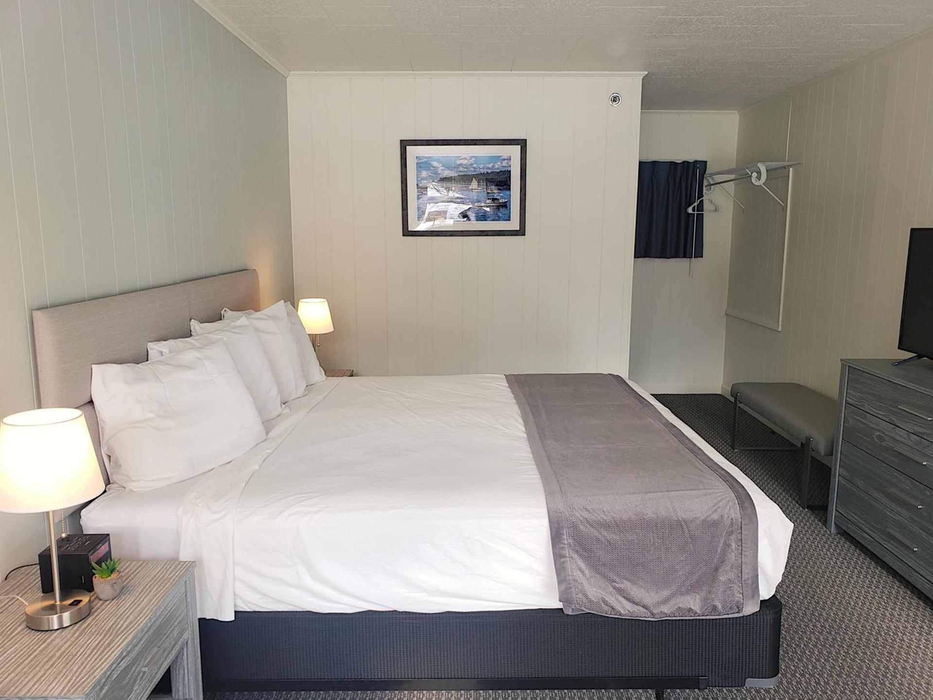 Anchorage Motel photo 37