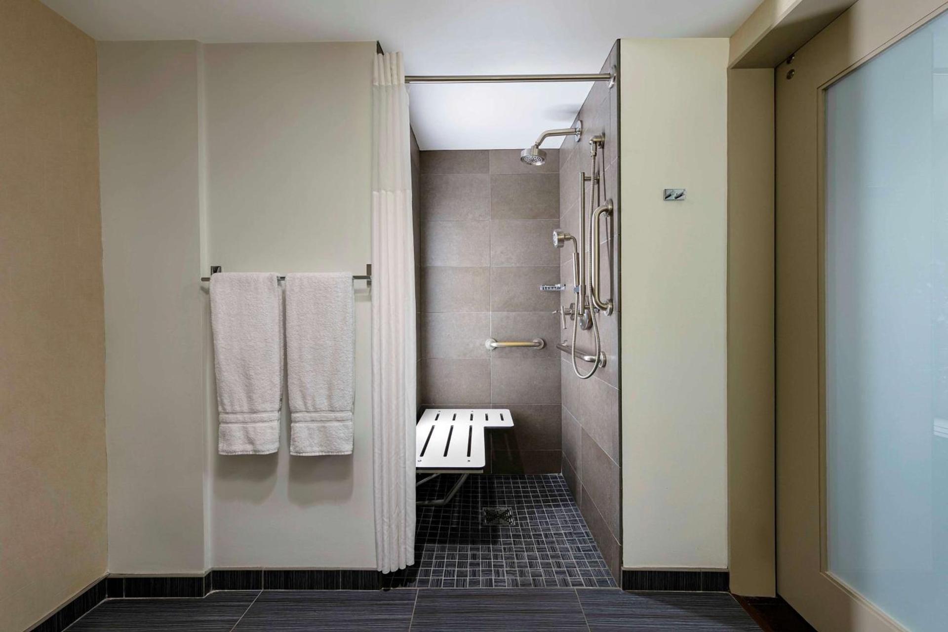 The Royal Sonesta Chicago Downtown photo 31