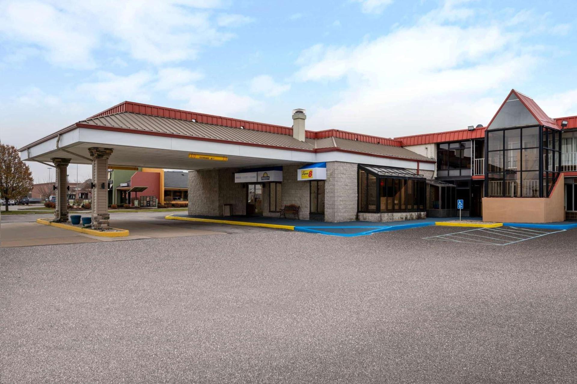 Days Inn by Wyndham Perrysburg Toledo — hotel in Perrysburg