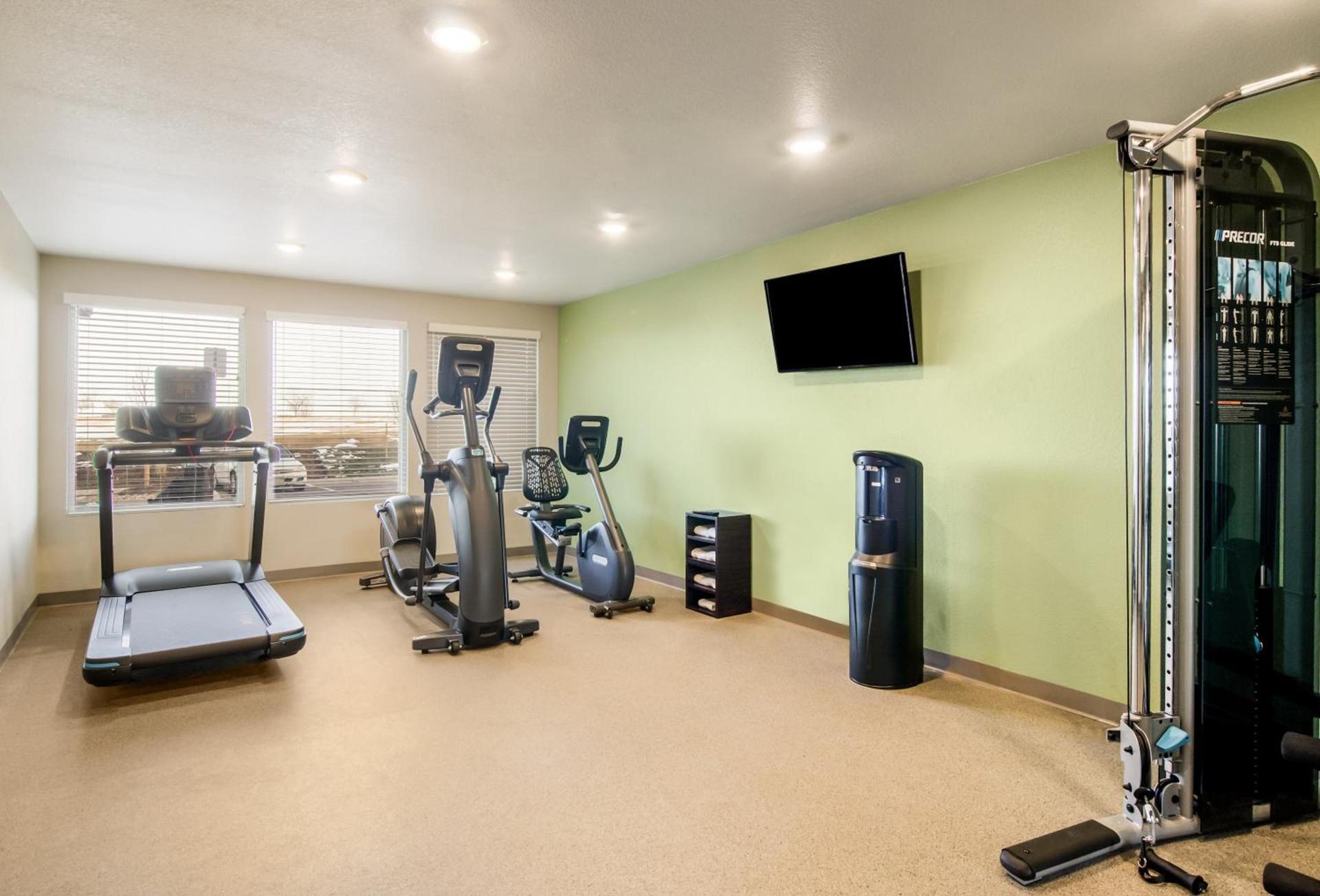 WoodSpring Suites Thornton-North Denver photo 4