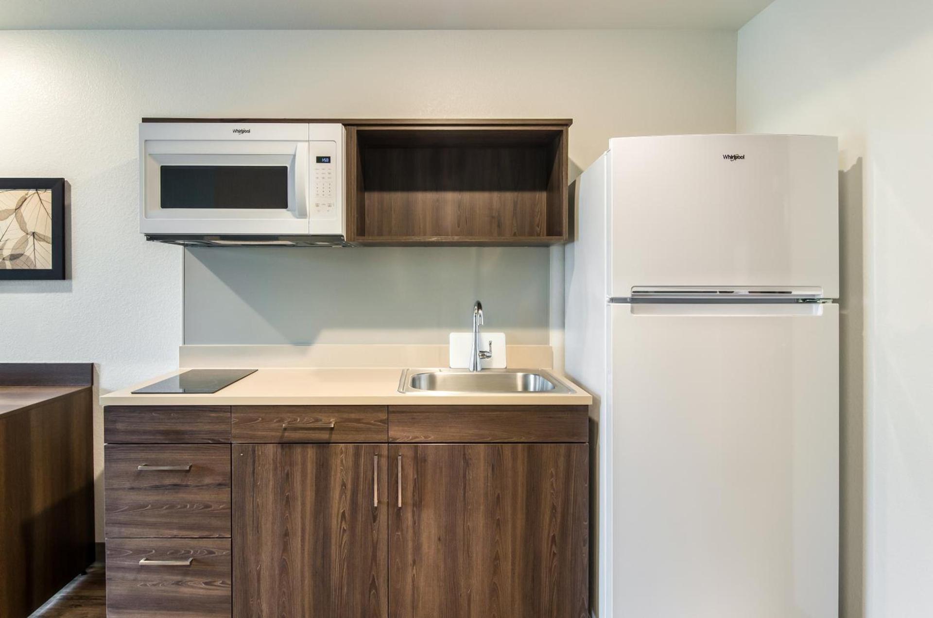 WoodSpring Suites Thornton-North Denver photo 16