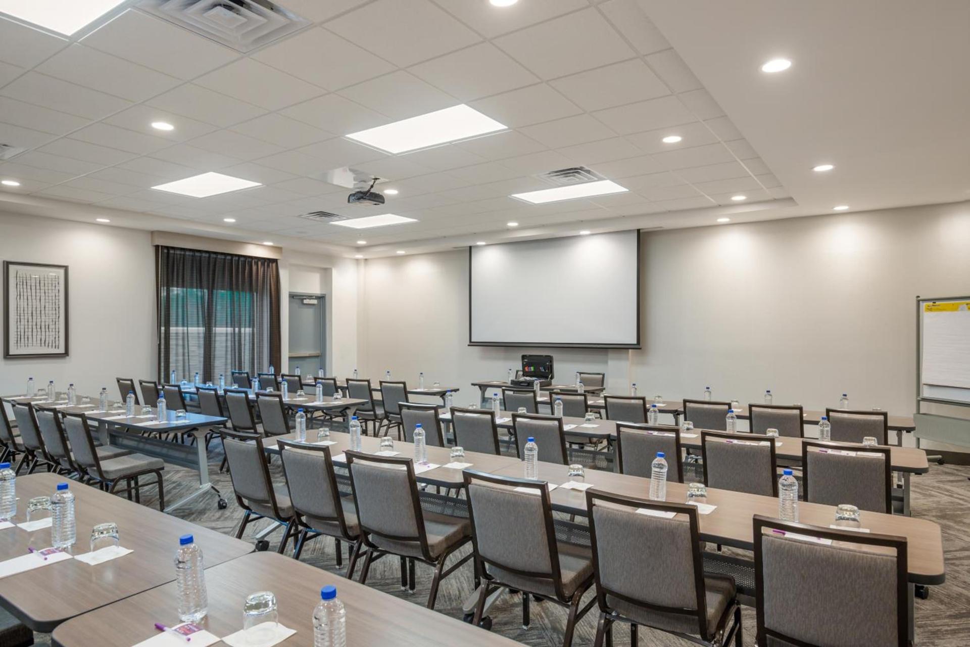 Hyatt Place Hampton Convention Center photo 12