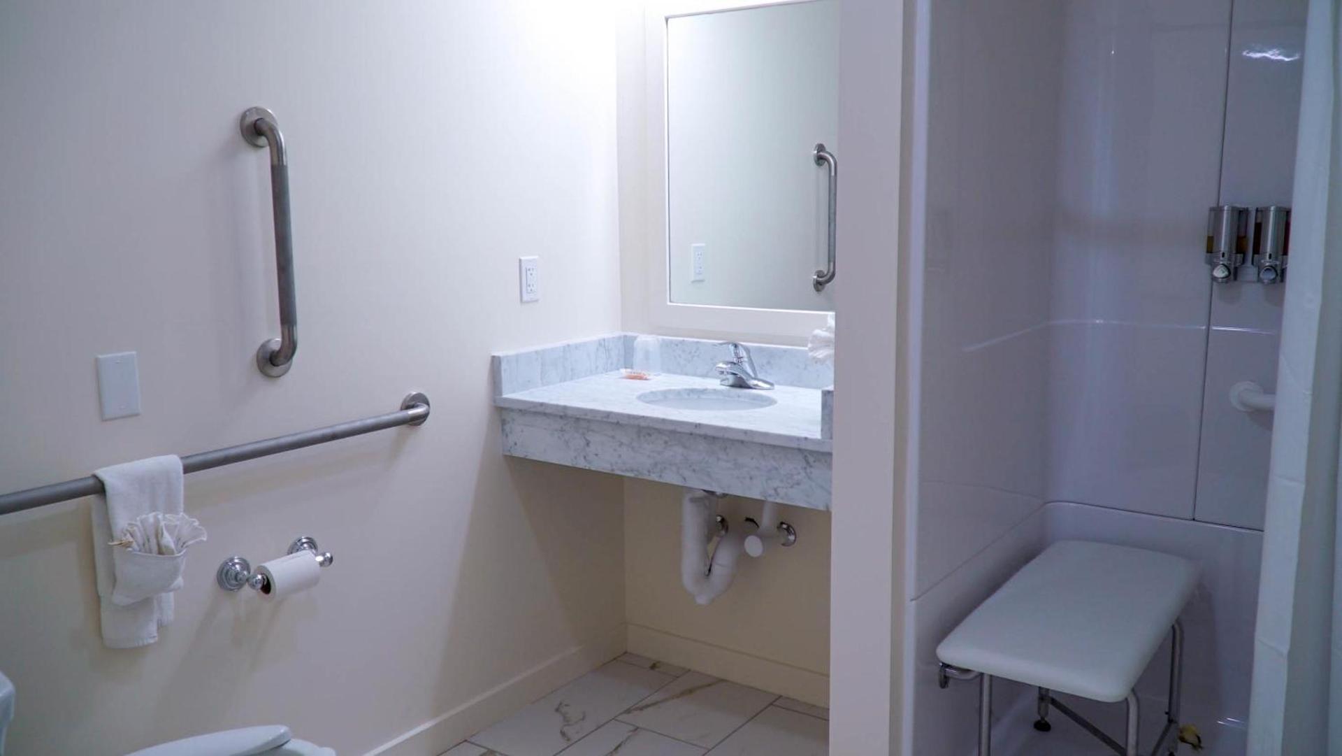 Circle Hotel Fairfield photo 56