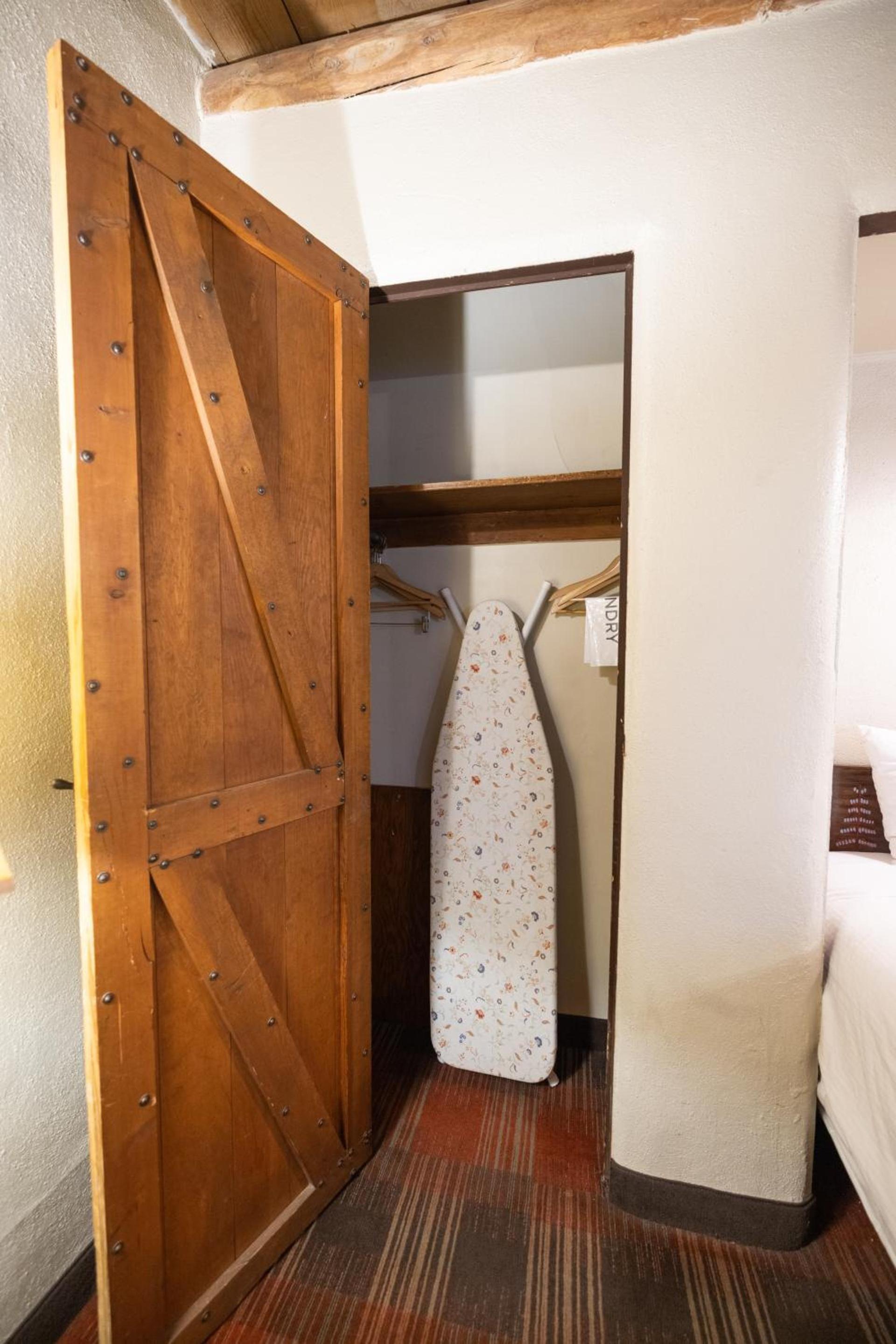 Sagebrush Inn & Suites photo 27