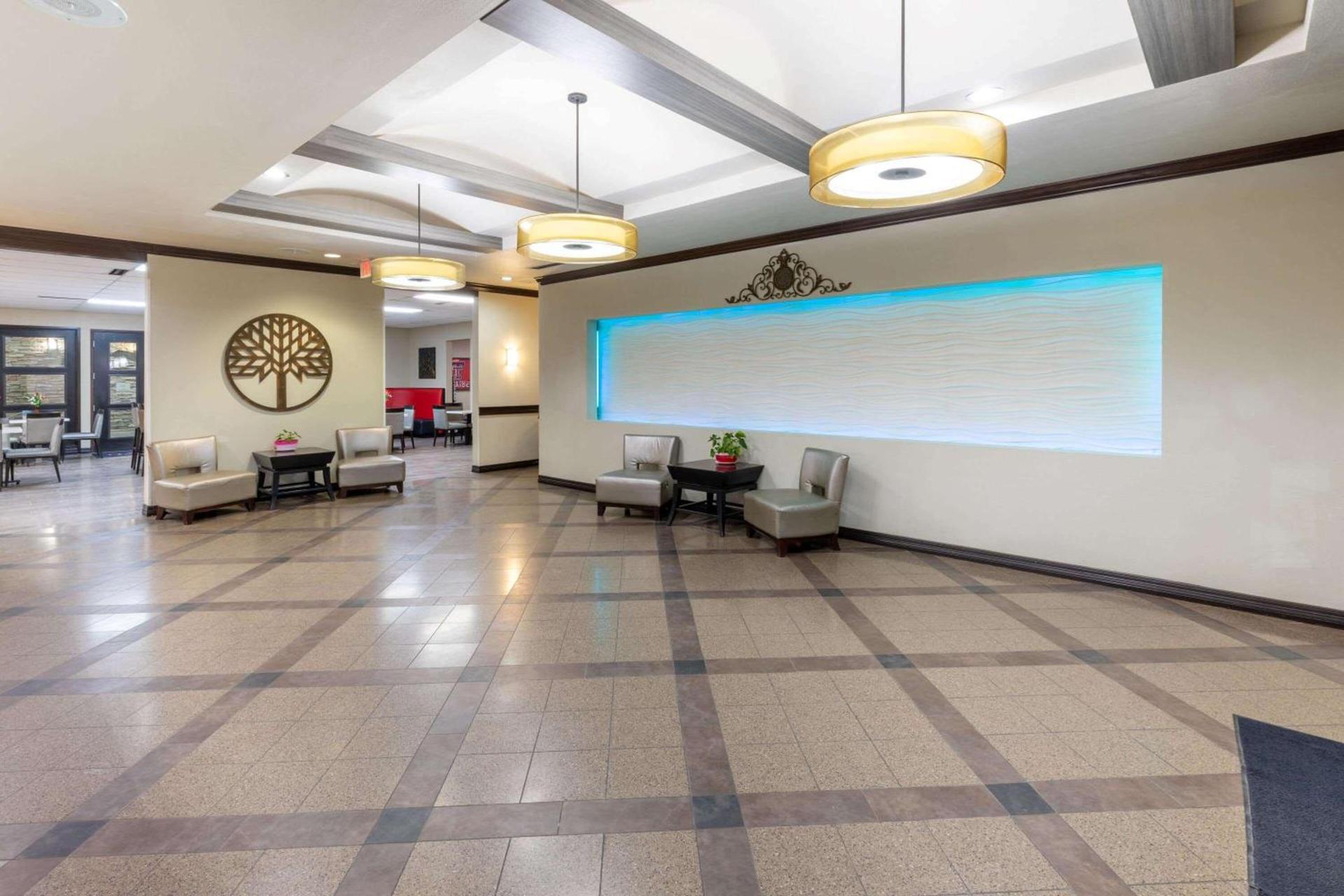 Hawthorn Suites by Wyndham Lubbock photo 3