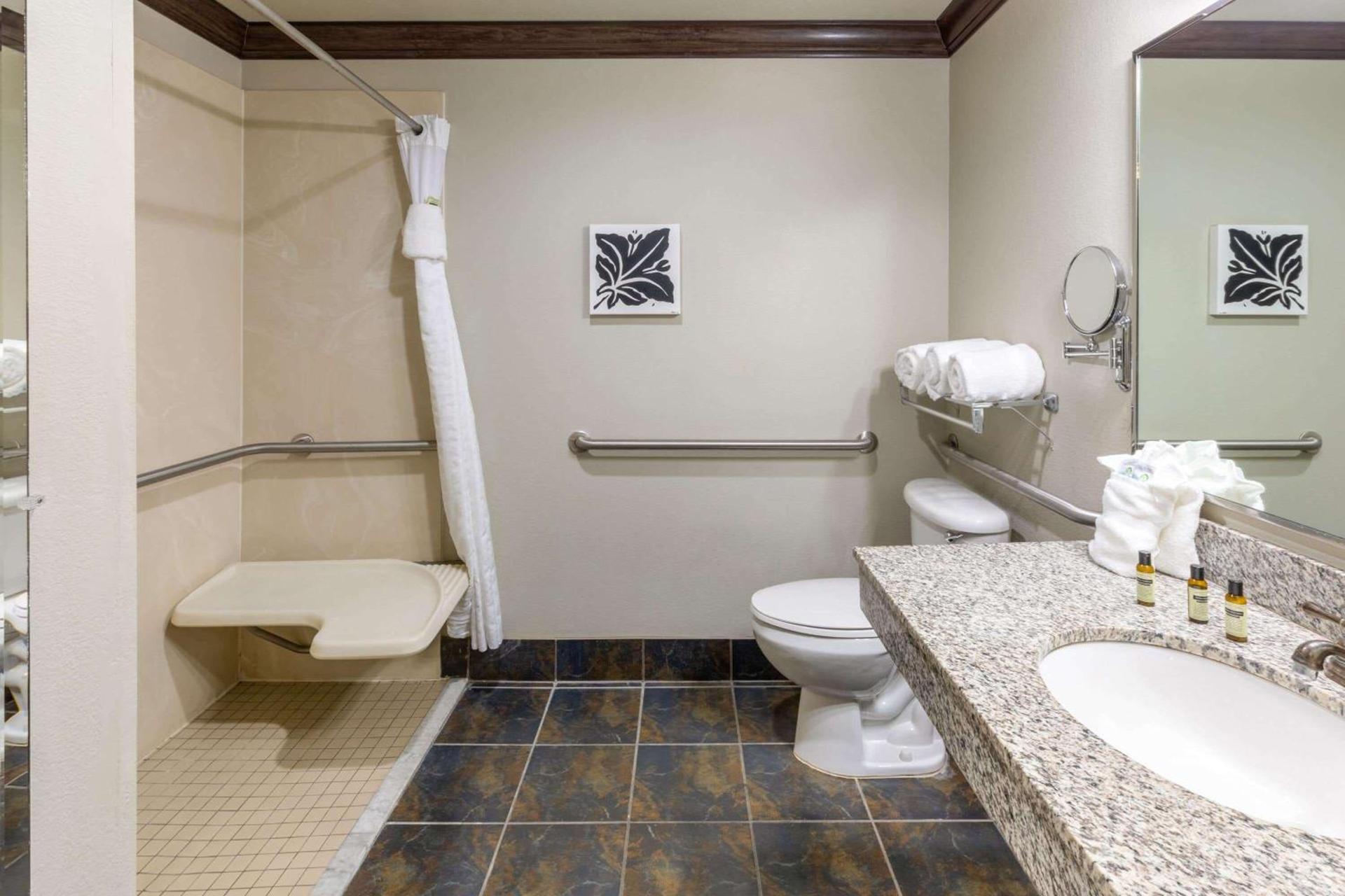 Hawthorn Suites by Wyndham Lubbock photo 23