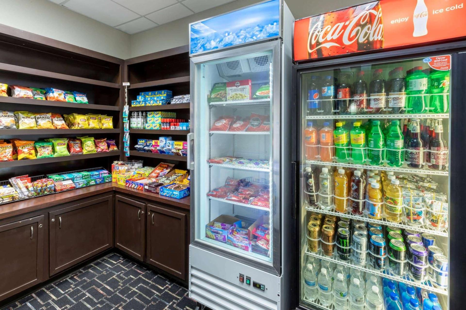 Hawthorn Suites by Wyndham Lubbock photo 36