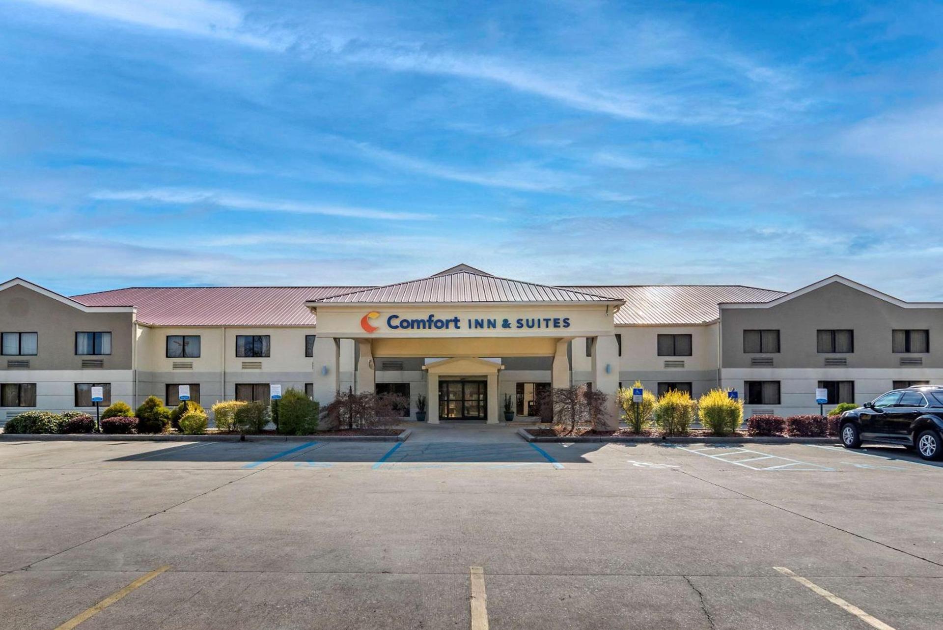 Comfort Inn & Suites Leeds I-20 photo 2