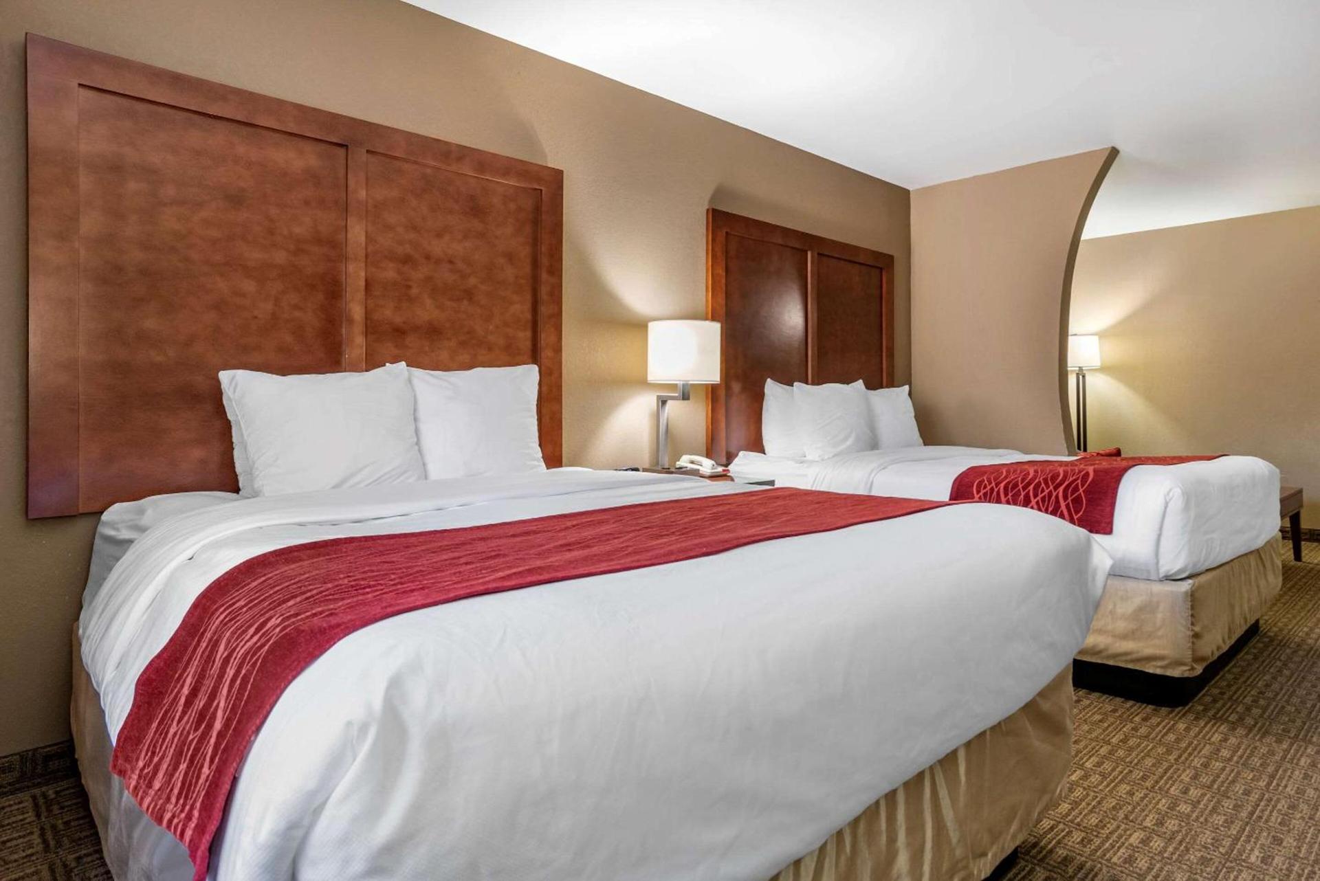 Comfort Inn & Suites Leeds I-20 photo 19