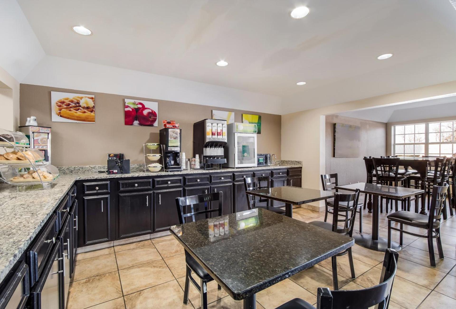 Quality Inn & Suites Augusta Fort Gordon Area photo 64