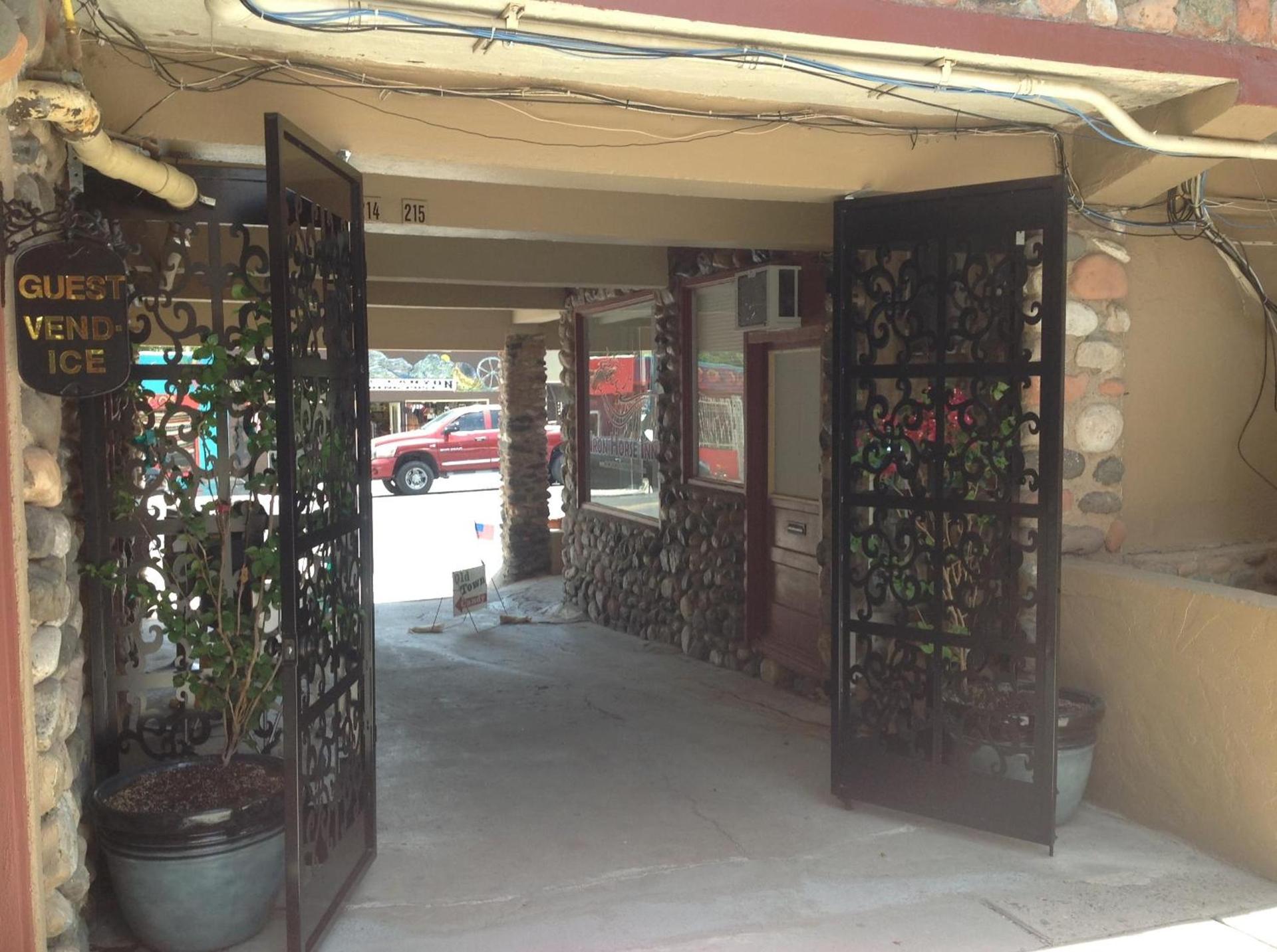 Iron Horse Inn photo 6