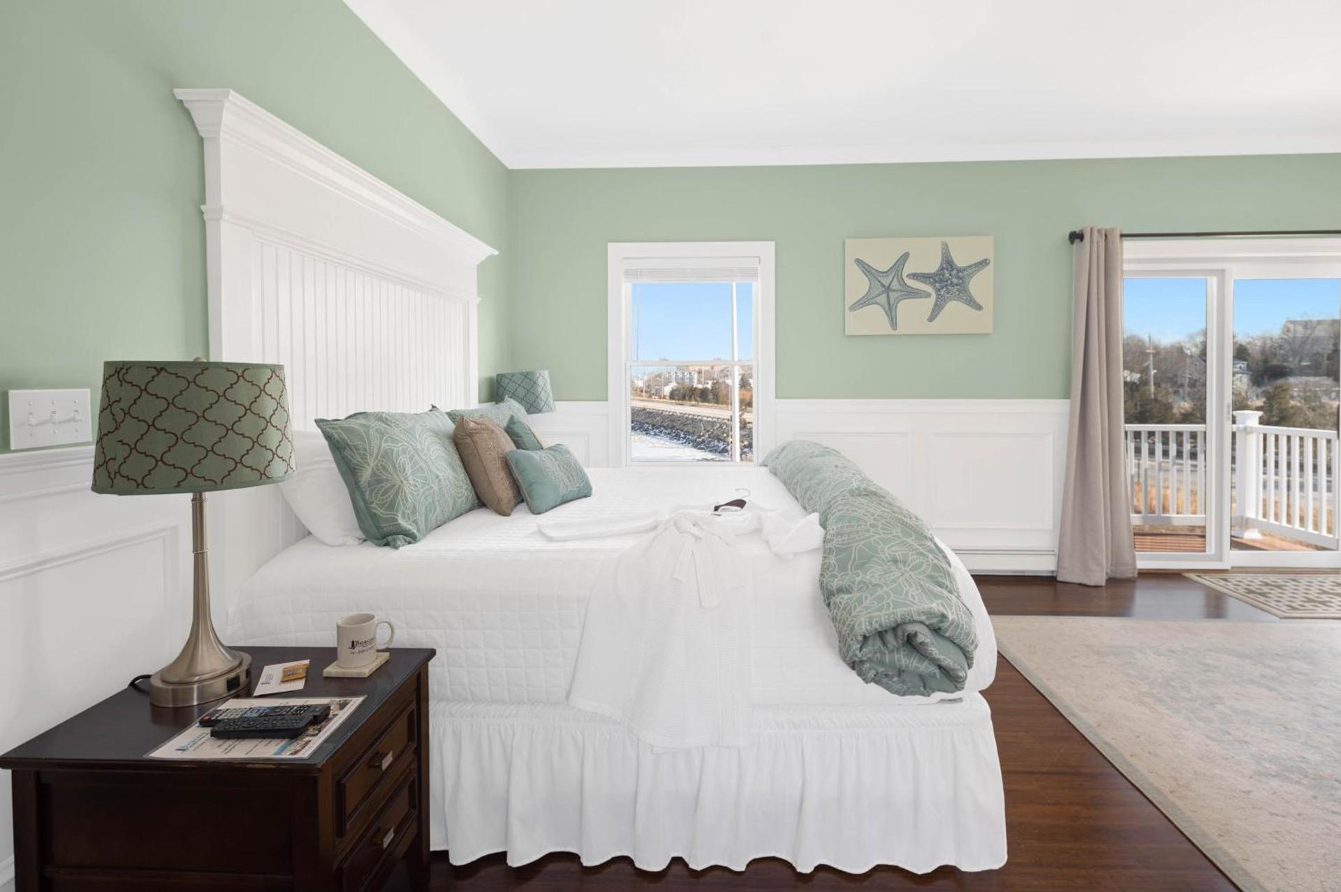 The Beacon Waterfront Inn photo 3
