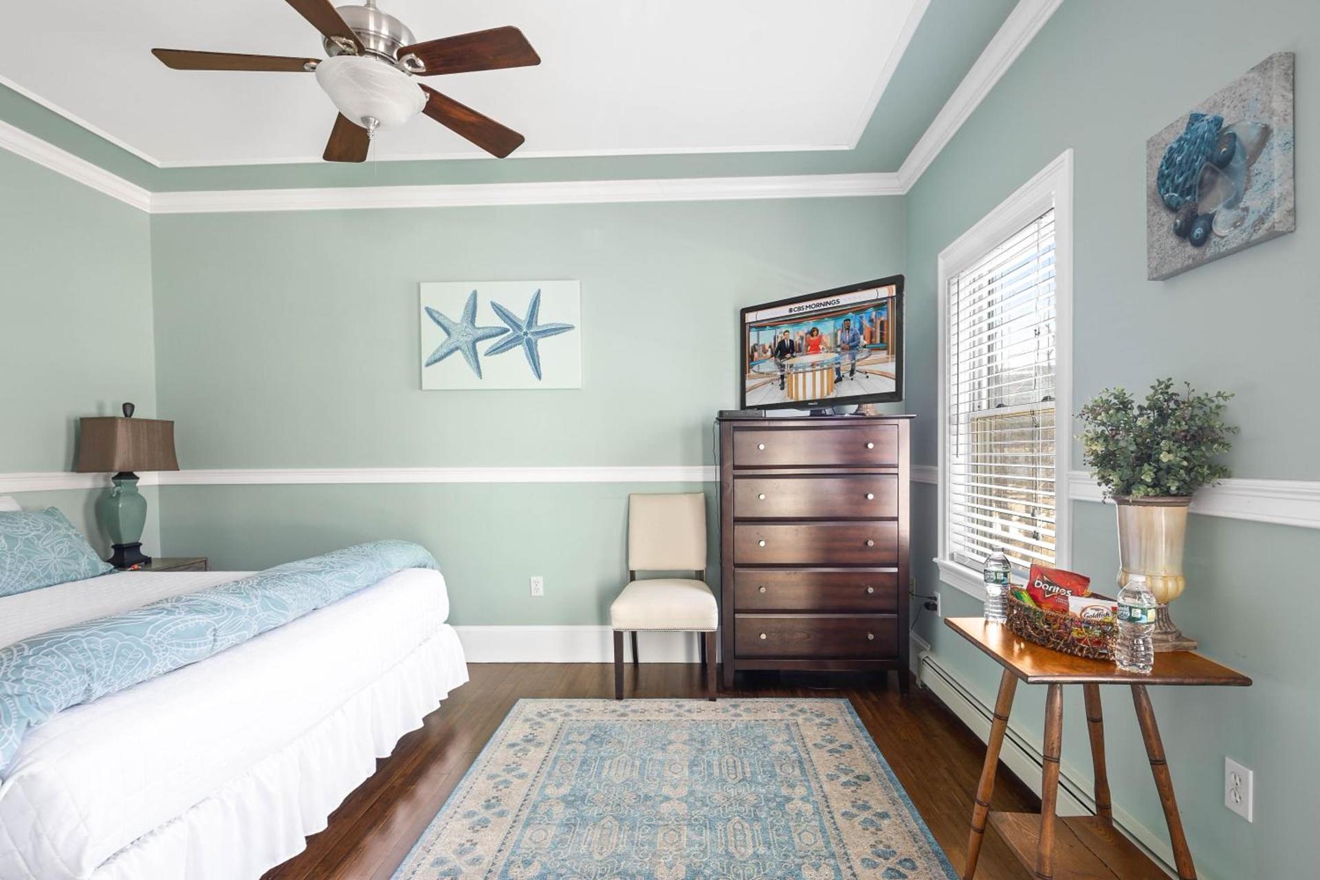 The Beacon Waterfront Inn photo 47