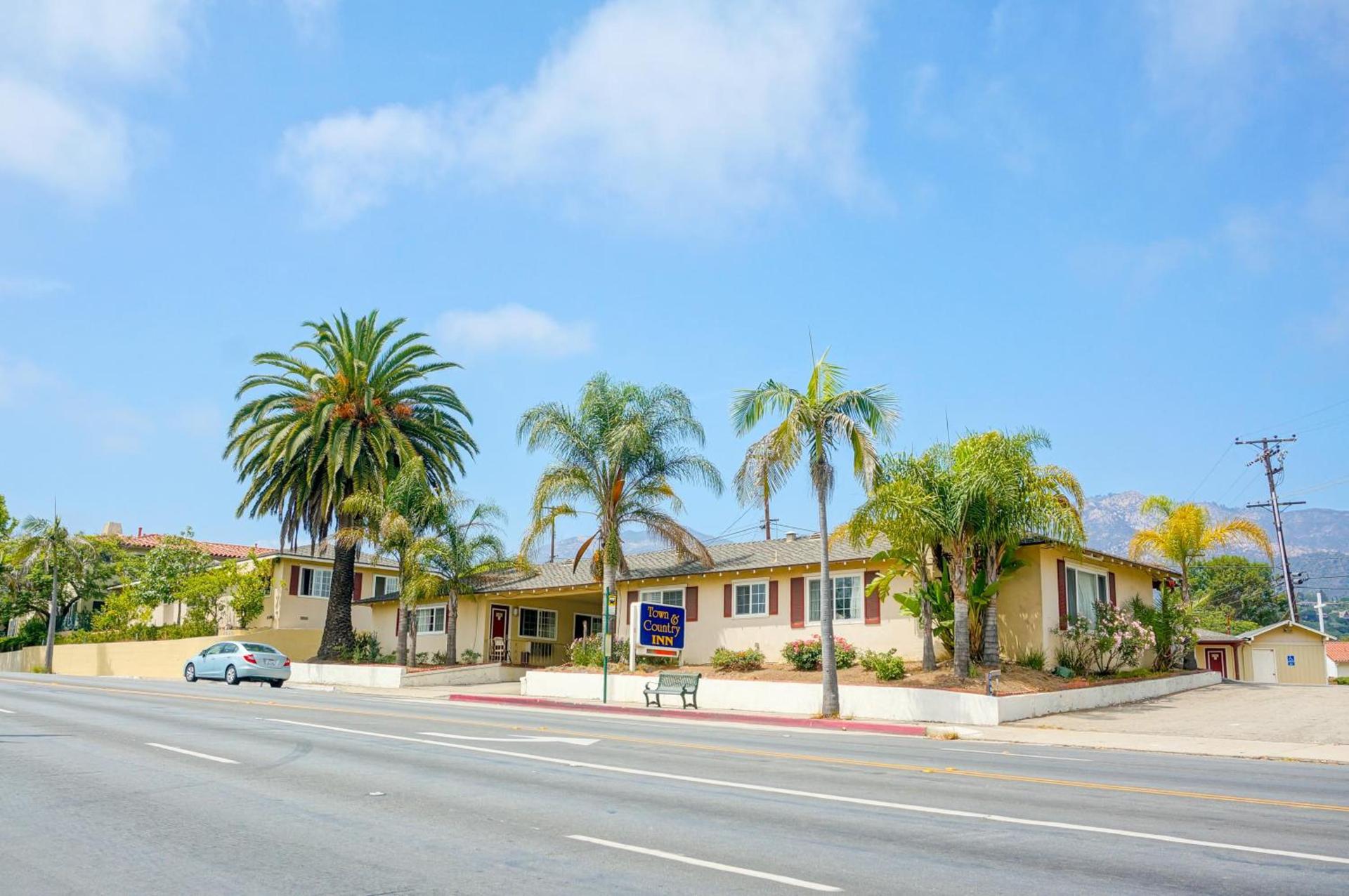 Town and Country Inn photo 26