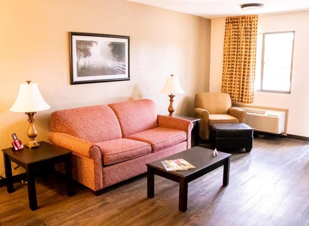 Econo Lodge Vidalia photo 55